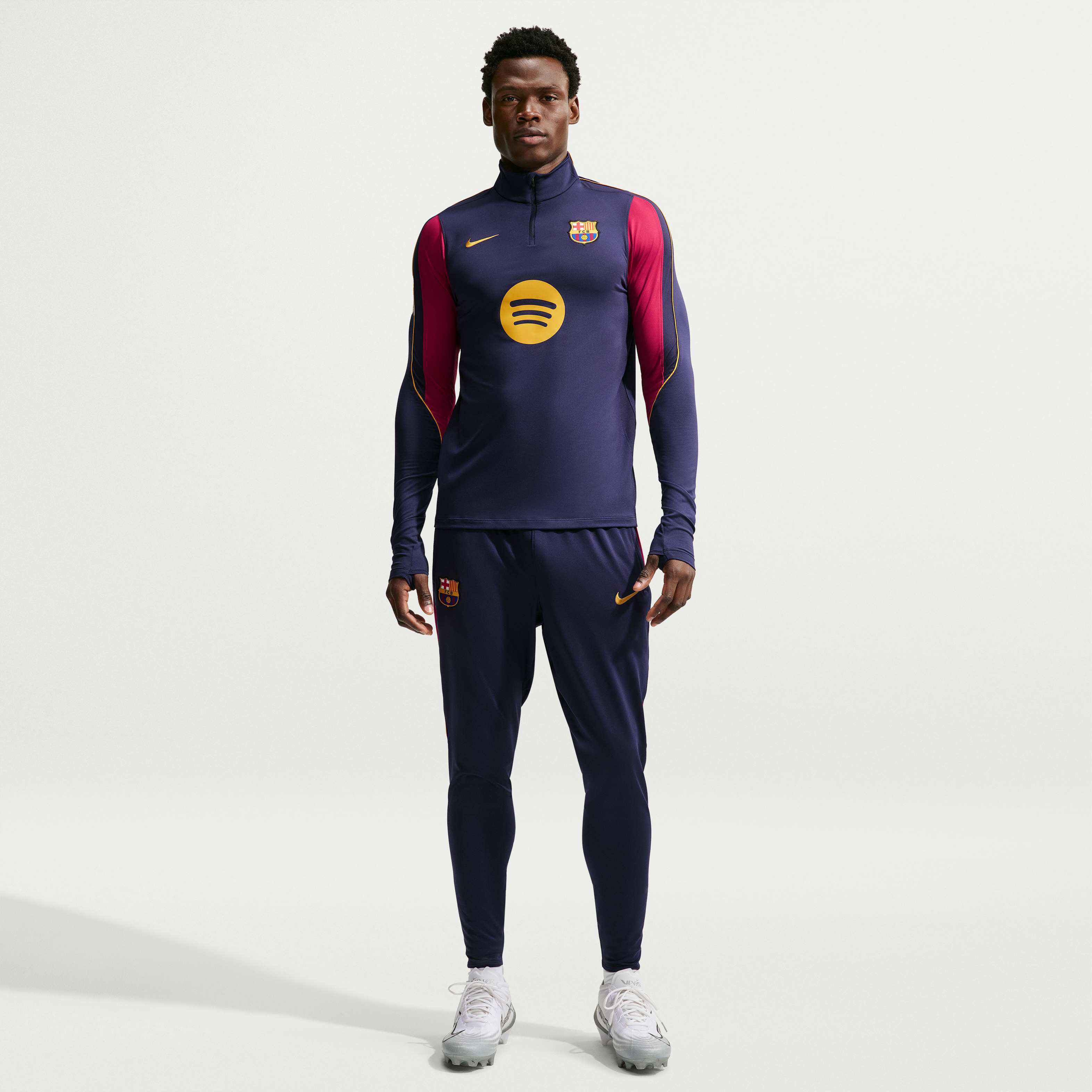 F.C. Barcelona Strike image number 8