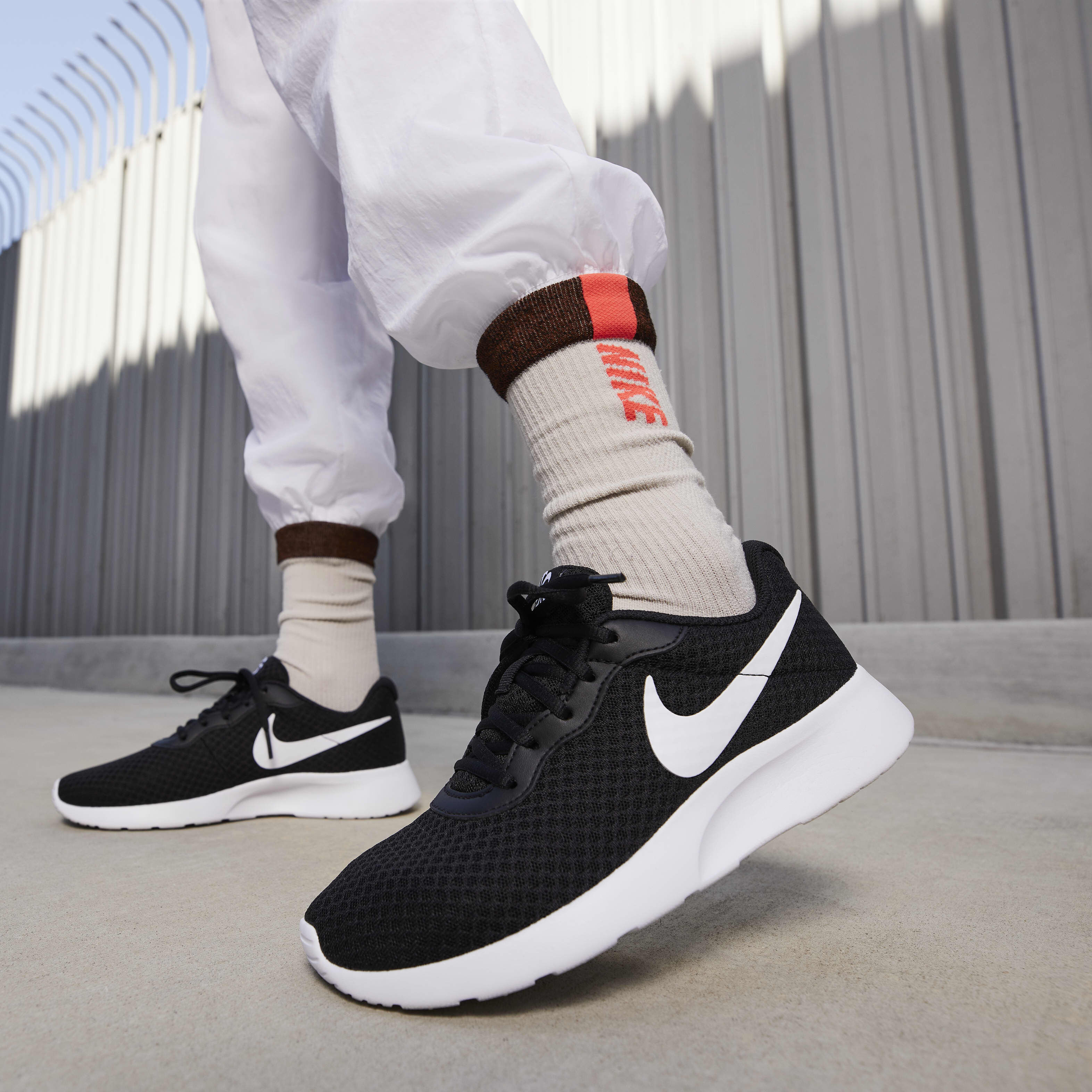 Nike tanjun kw sale