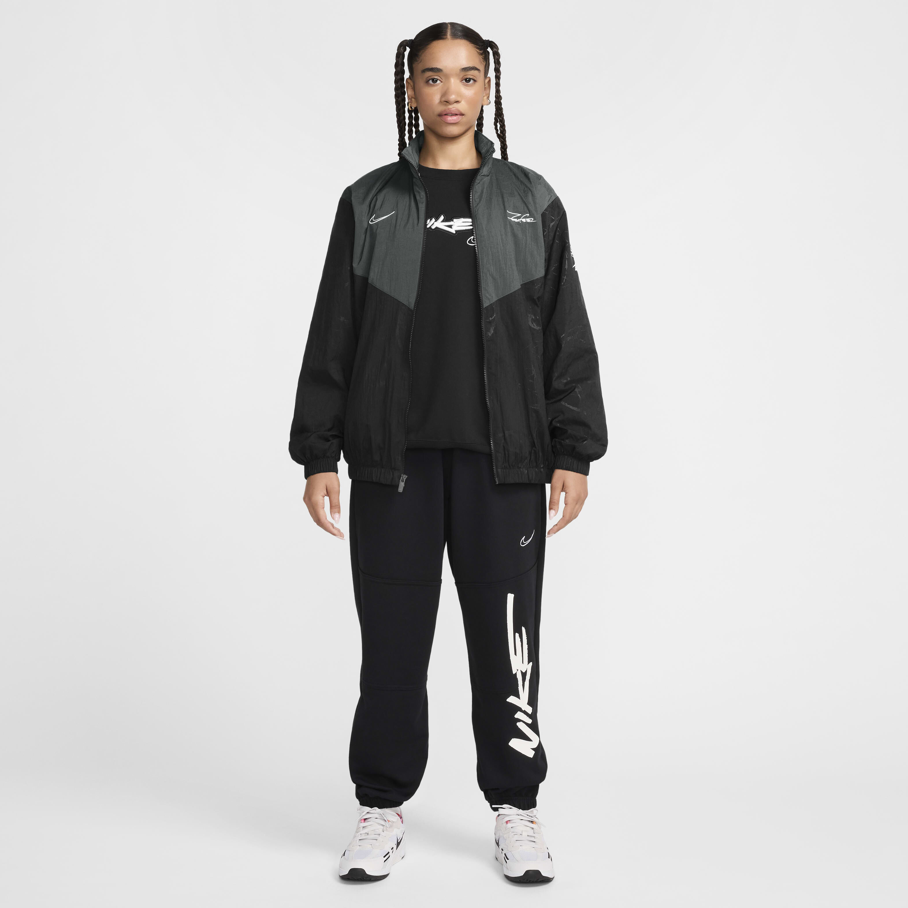 Nike sportswear windrunner gfx shop