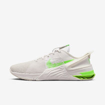 Nike Metcon 8 FlyEase