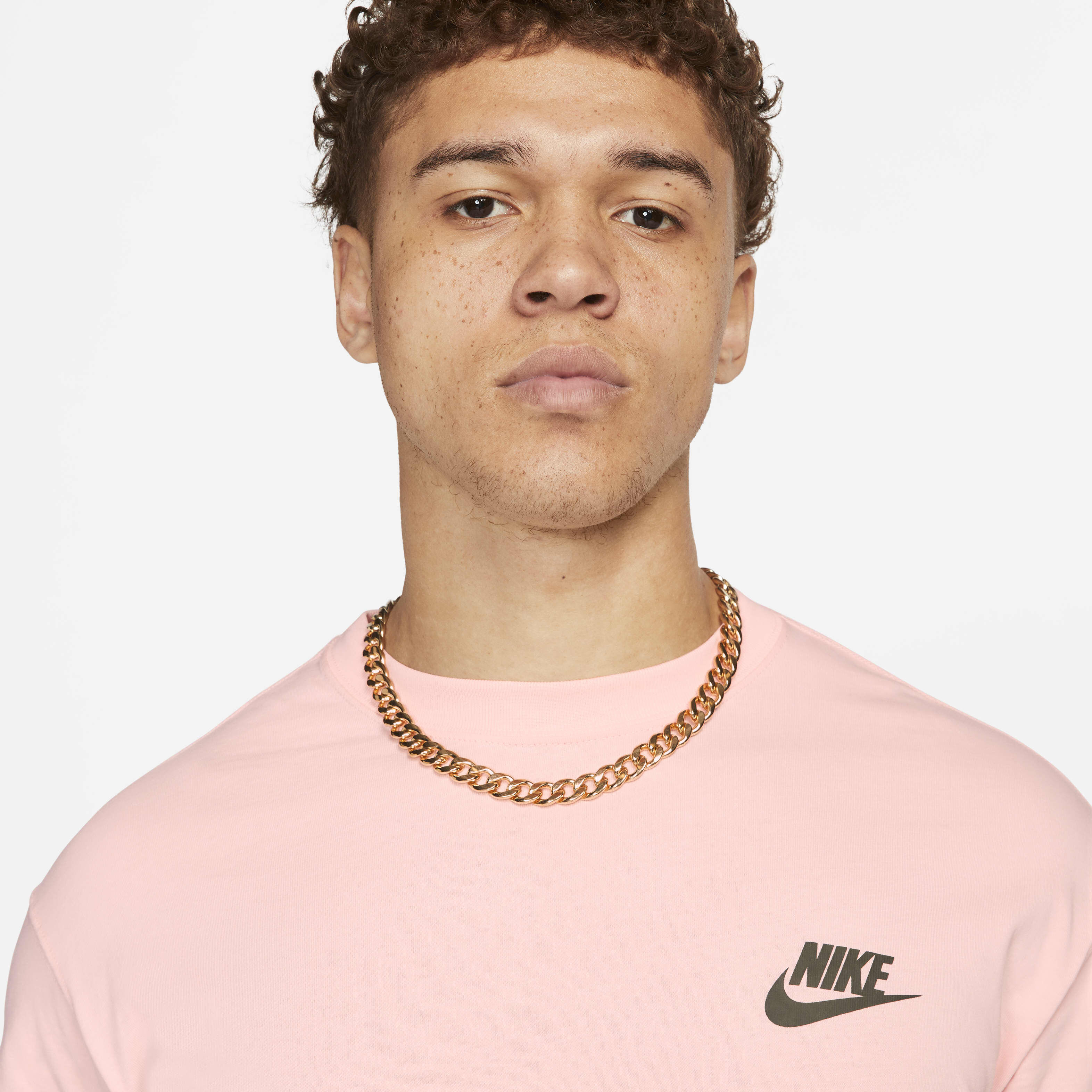 نايكي سبورتسوير image number 2