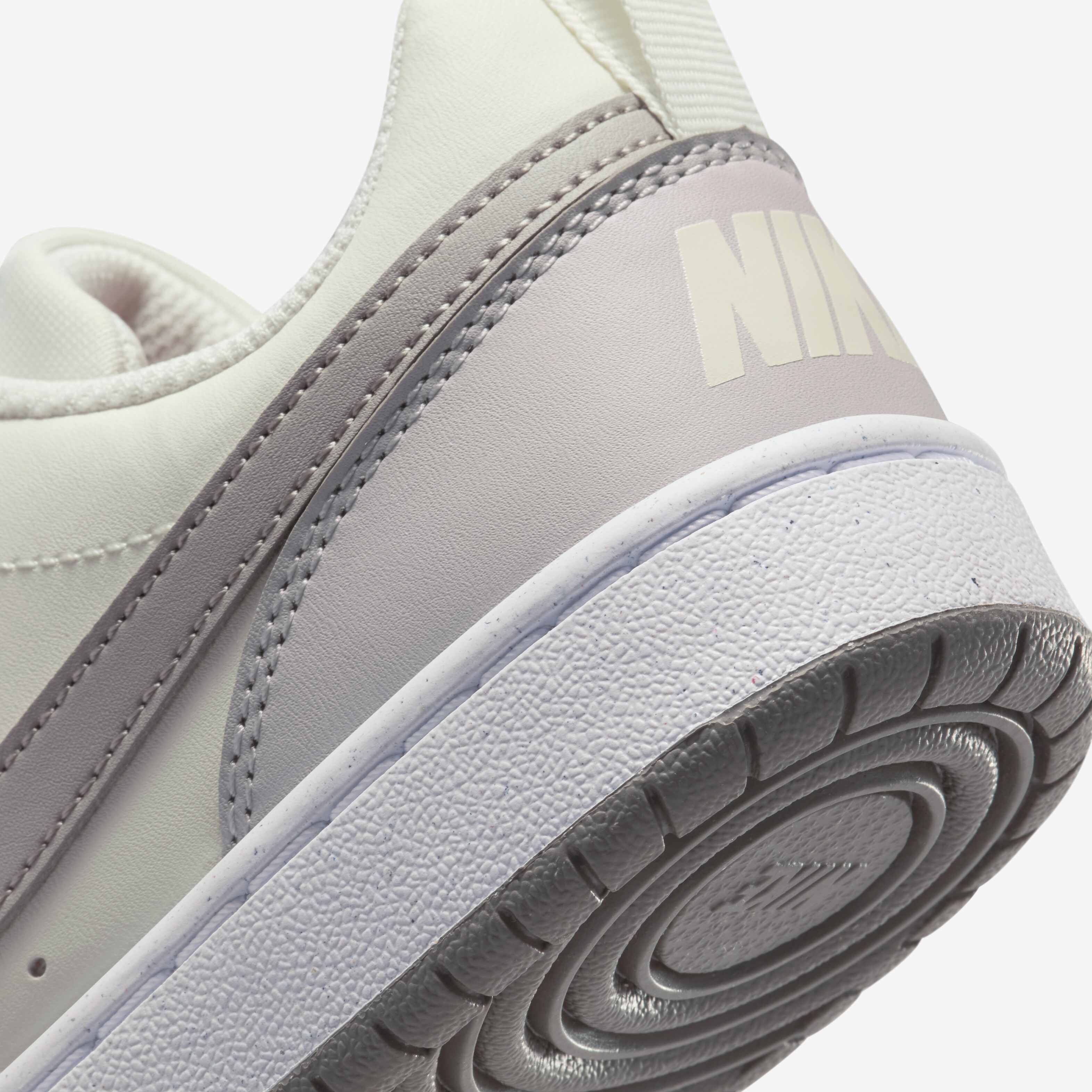 نايكي كورت بورو لو ريكرافت image number 7