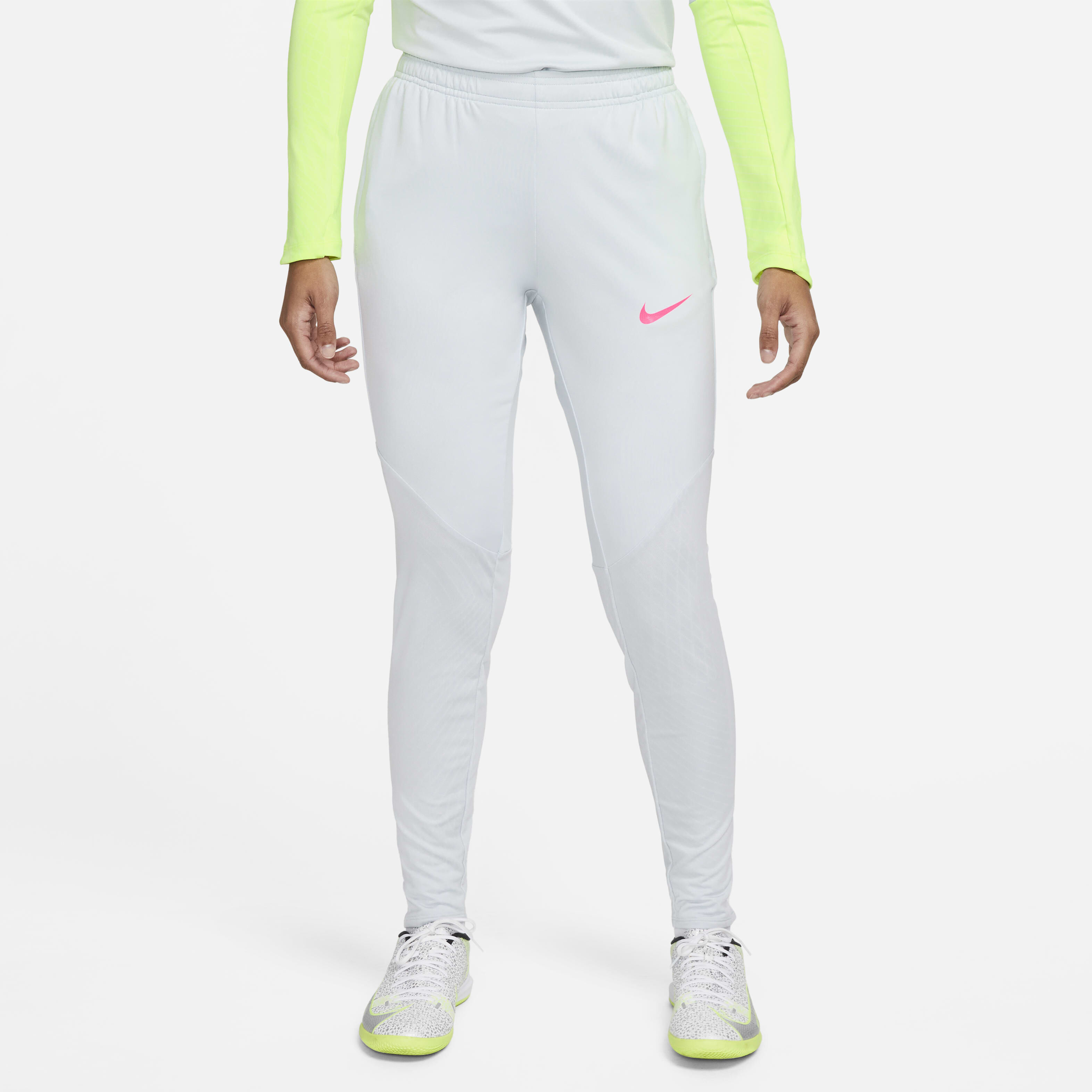 Nike Dri-FIT Strike image number 0