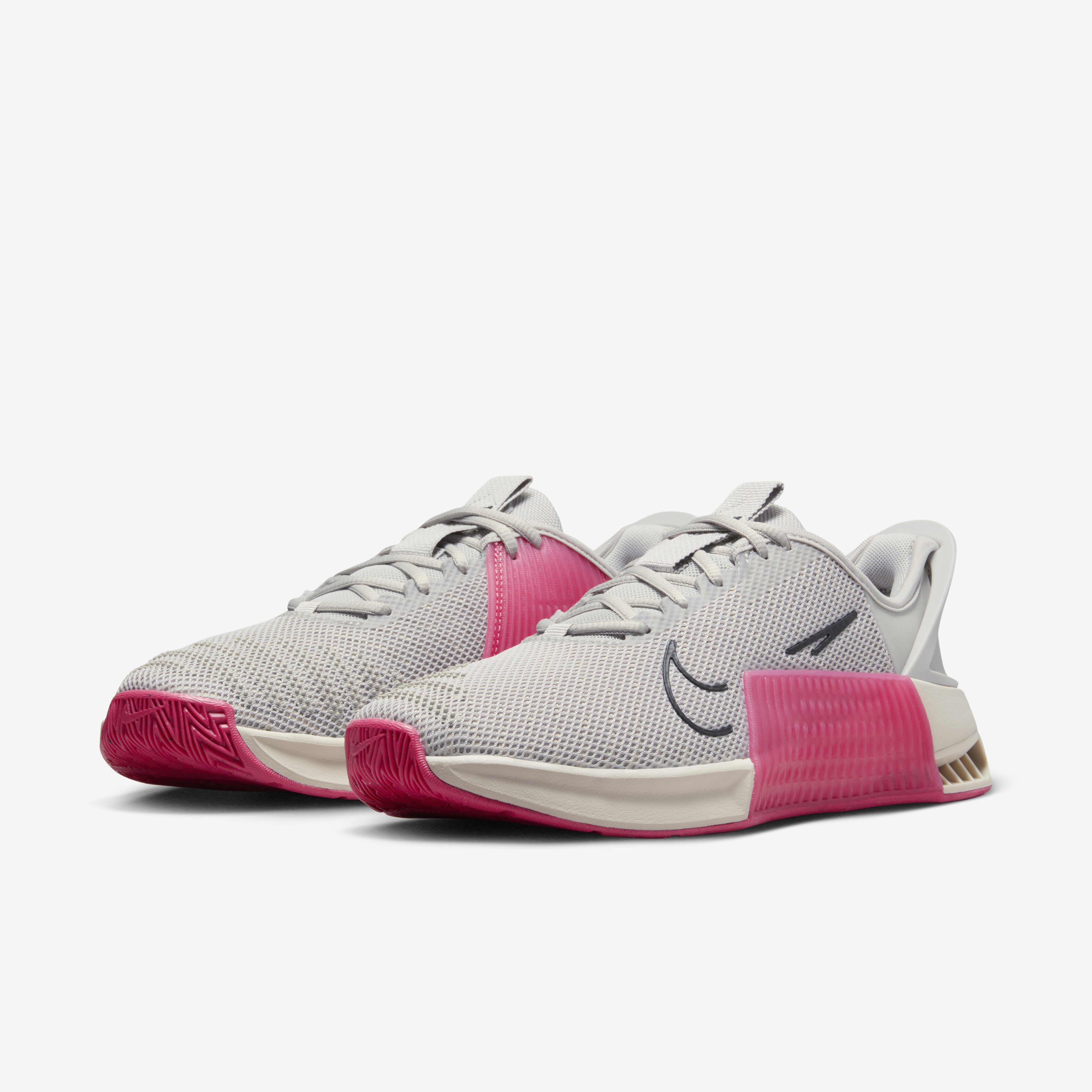 Nike metcon pink and black cheap