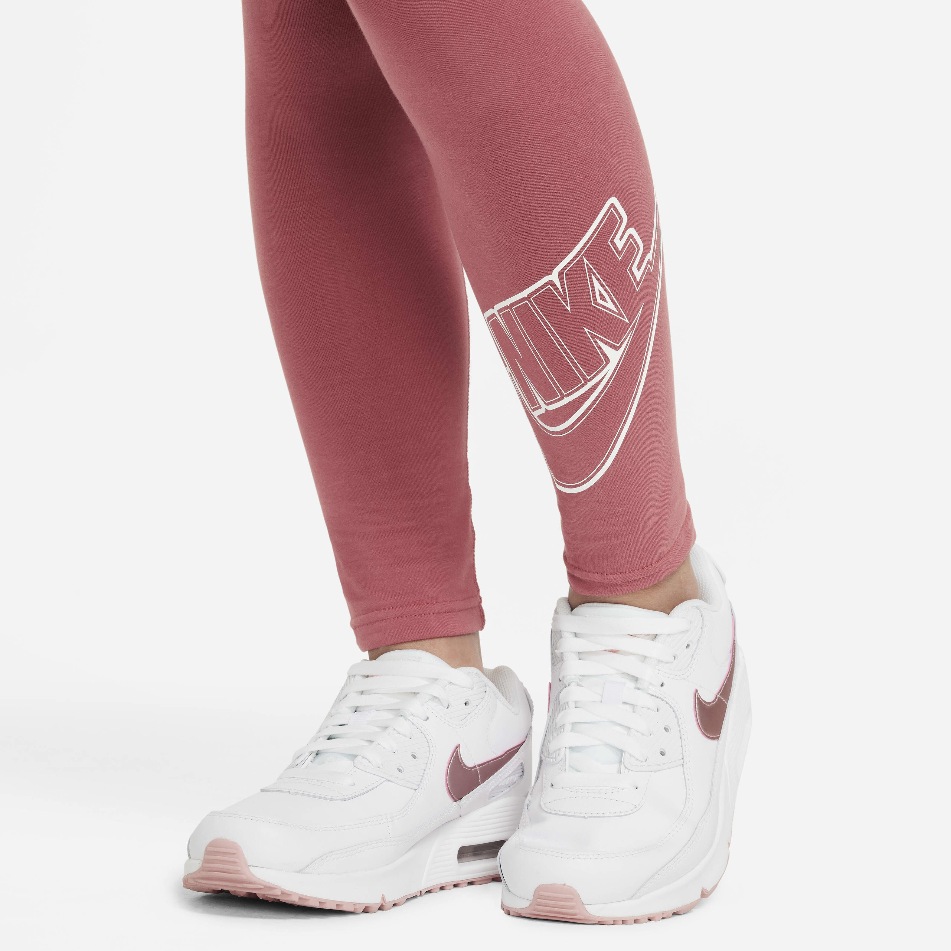 نايكي سبورتسوير فيفوريتس image number 2