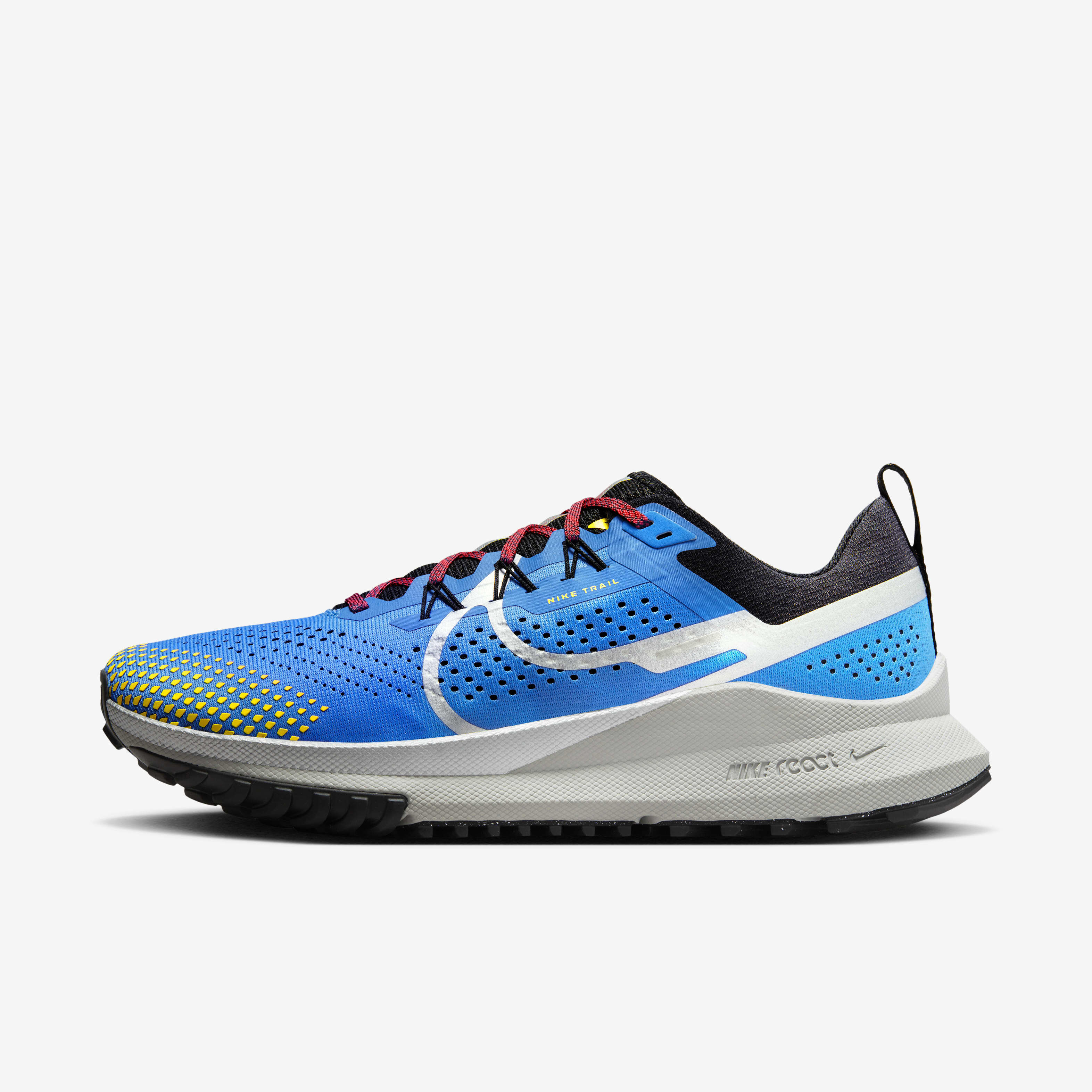 Nike Pegasus Trail 4 image number 0