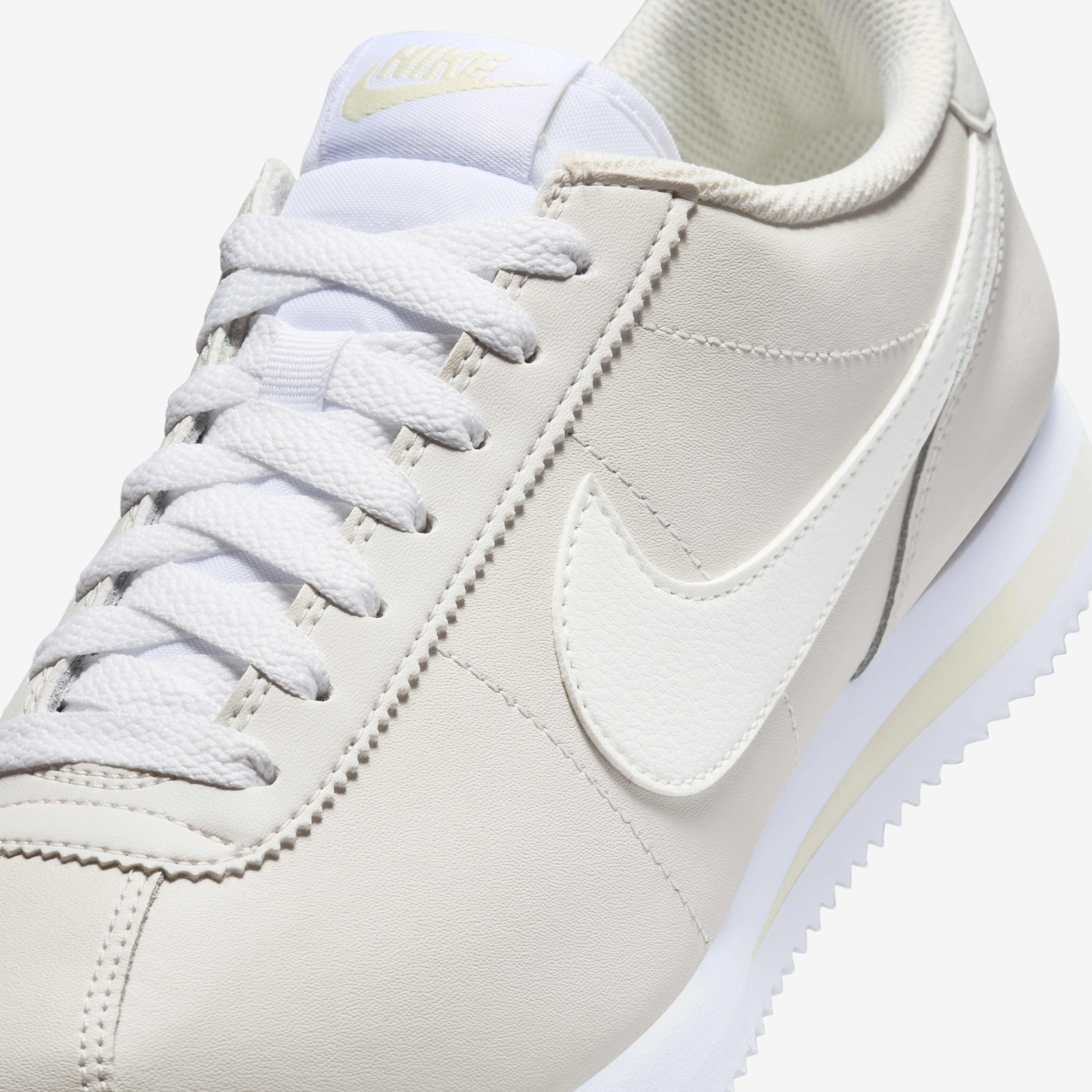 نايكي كورتيز ليذر image number 6