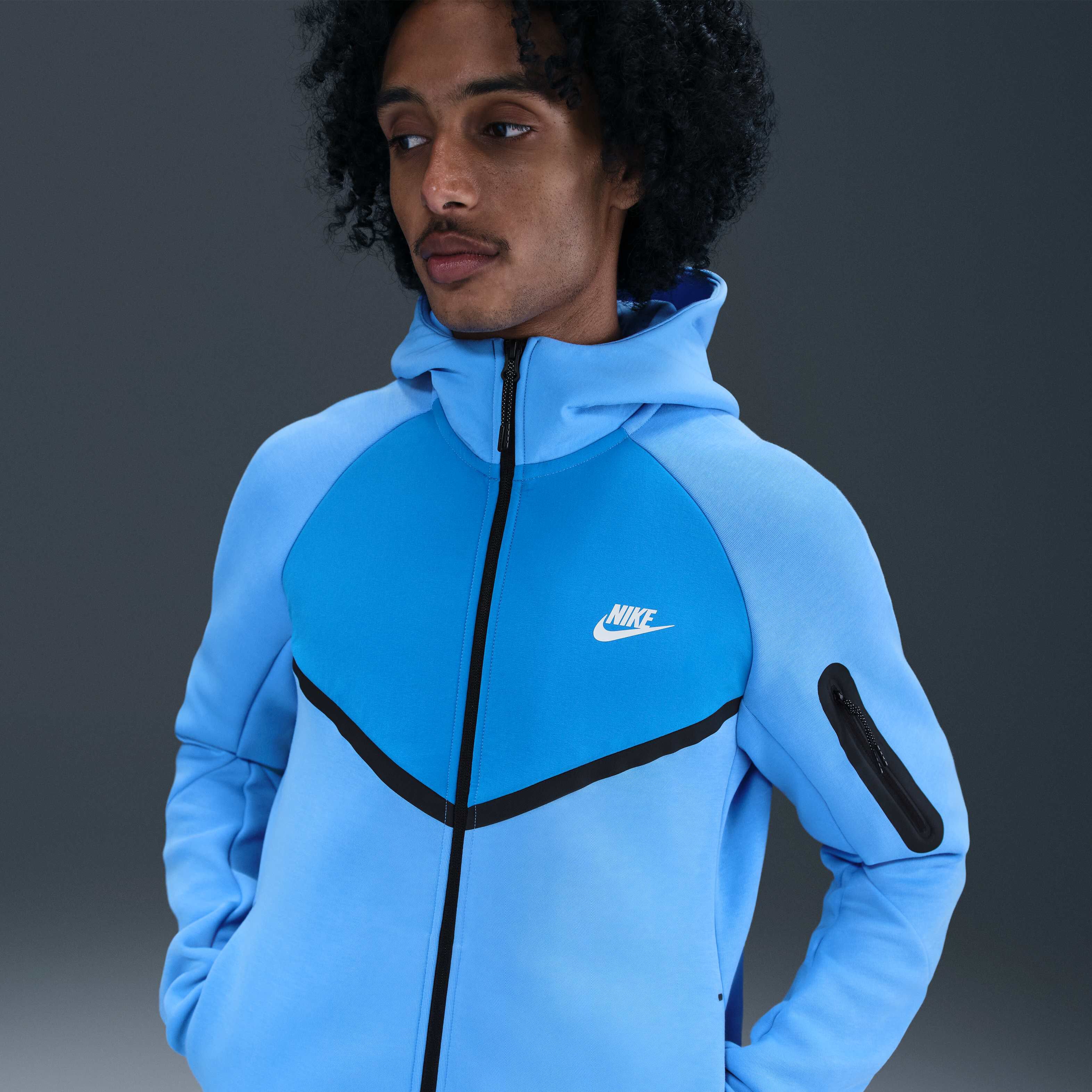 Nike Tech image number 0