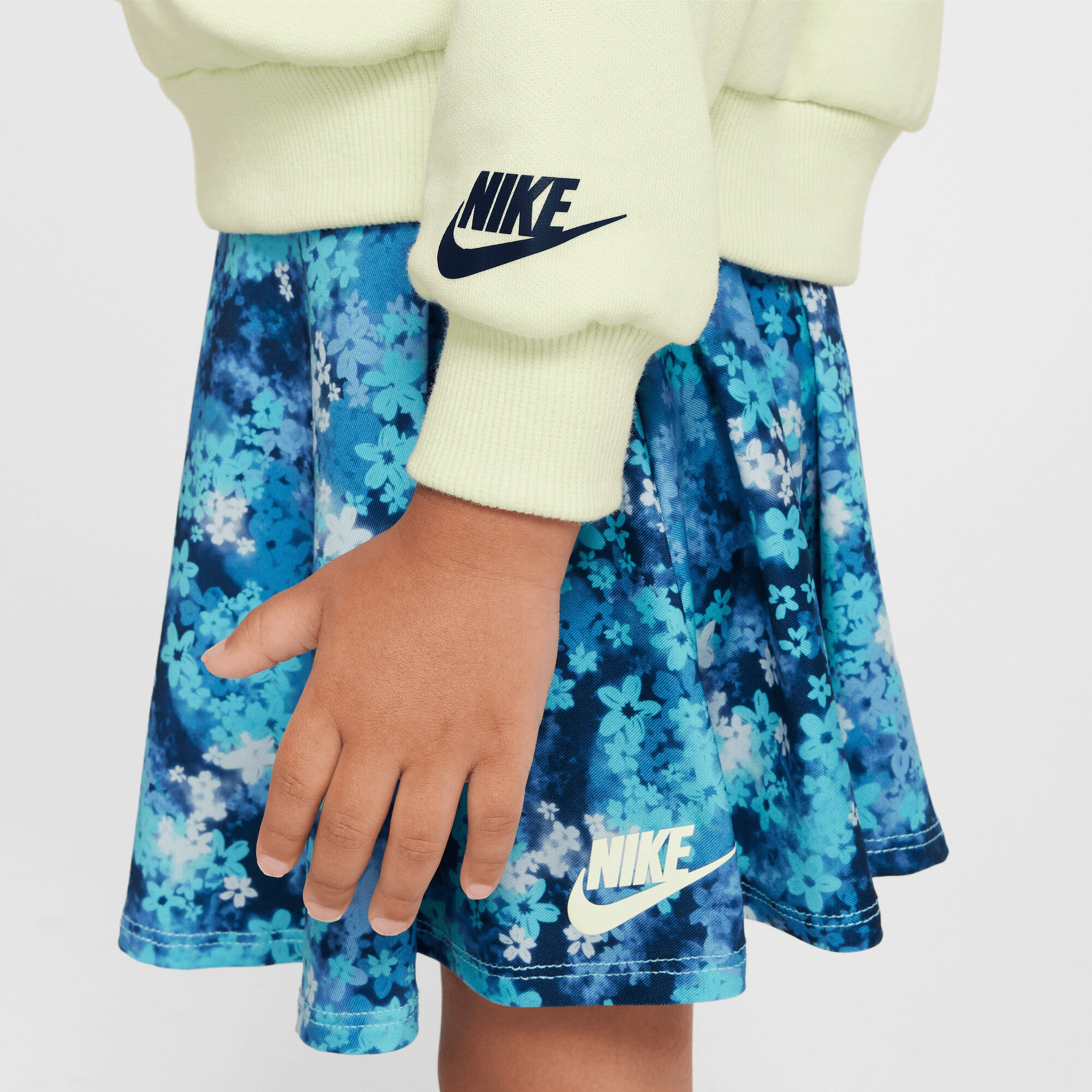 Nike Dri-FIT Fresh Cut image number 3