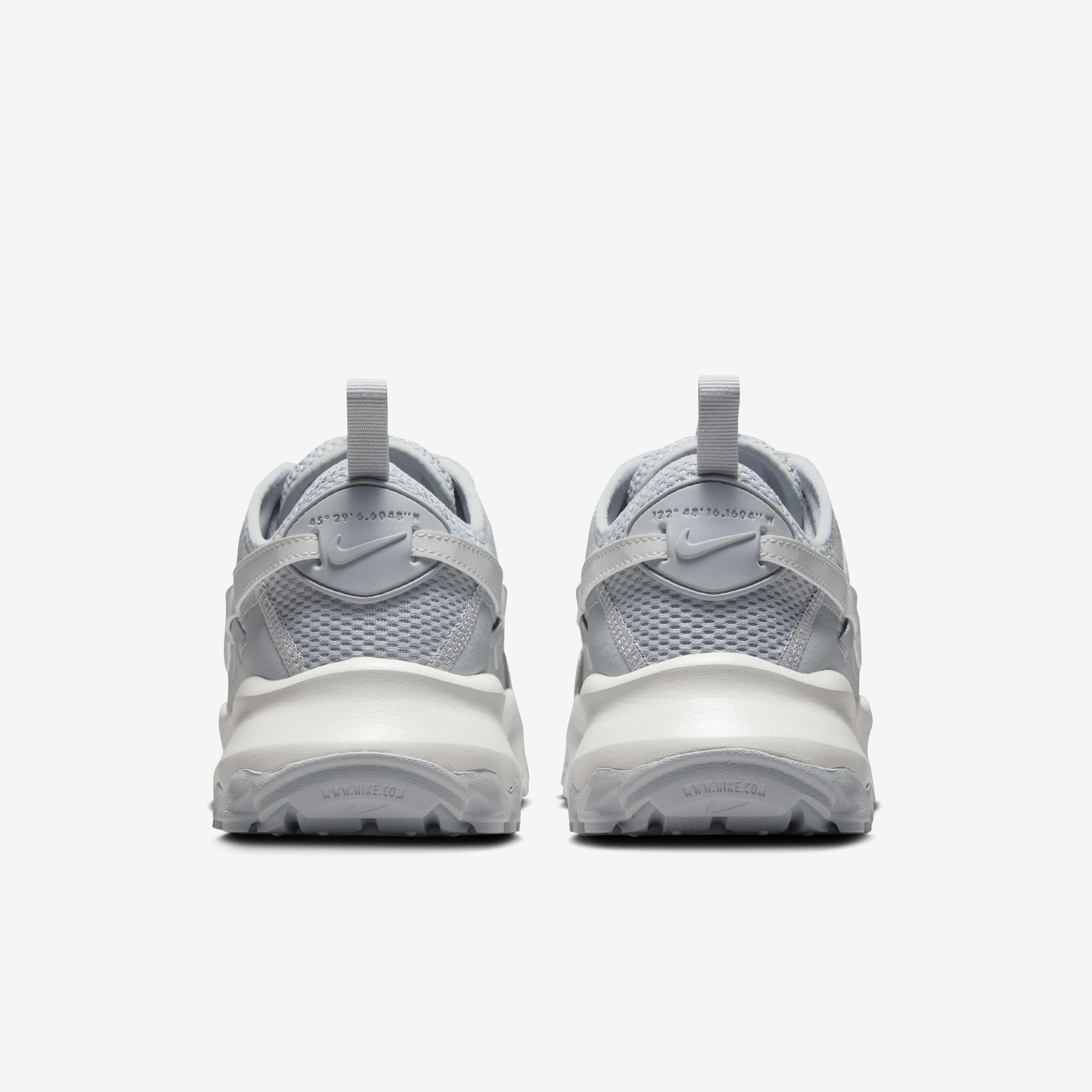 Buy Nike TC 7900 Women's shoes - Wolf Grey/Photon Dust