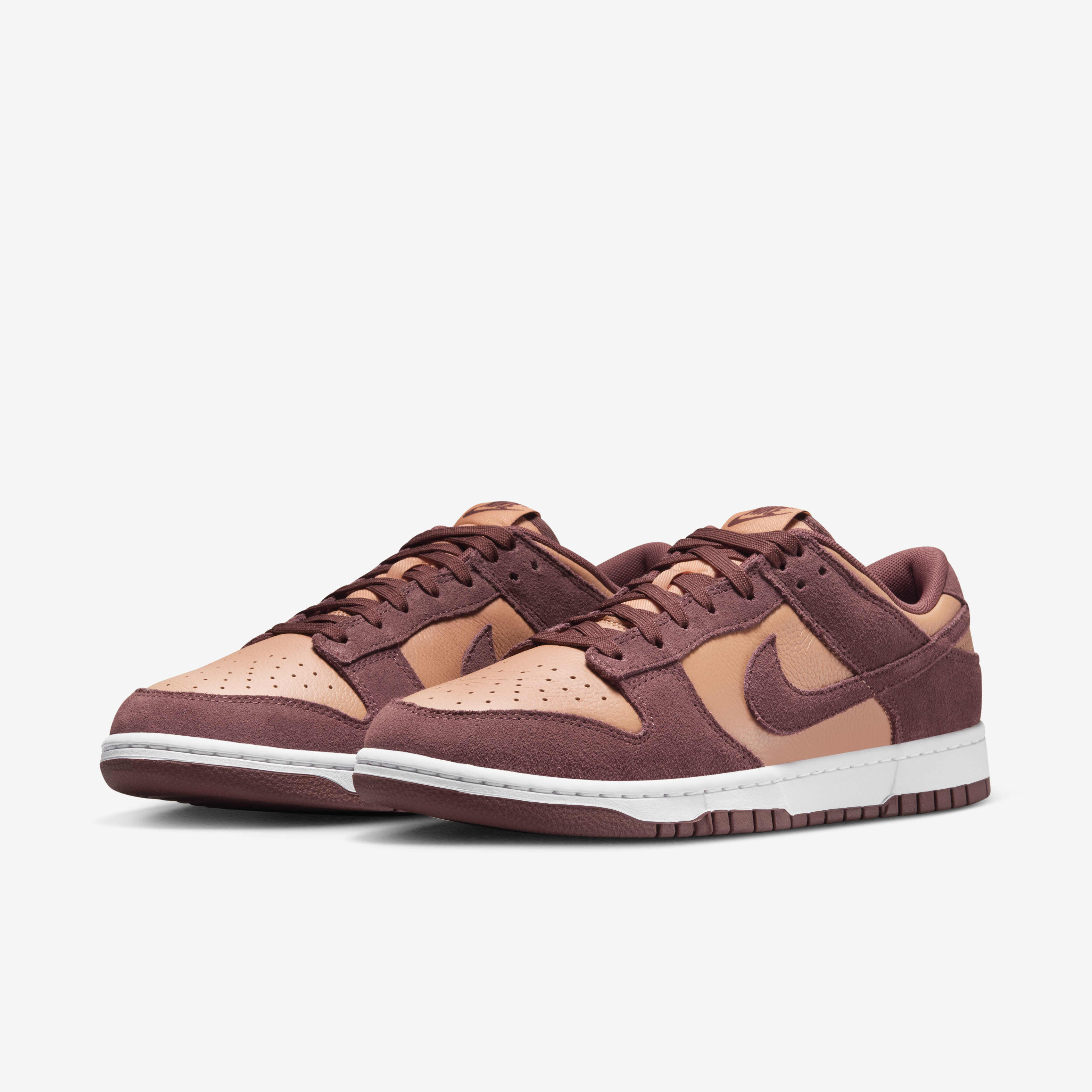 Nike dunk suede online