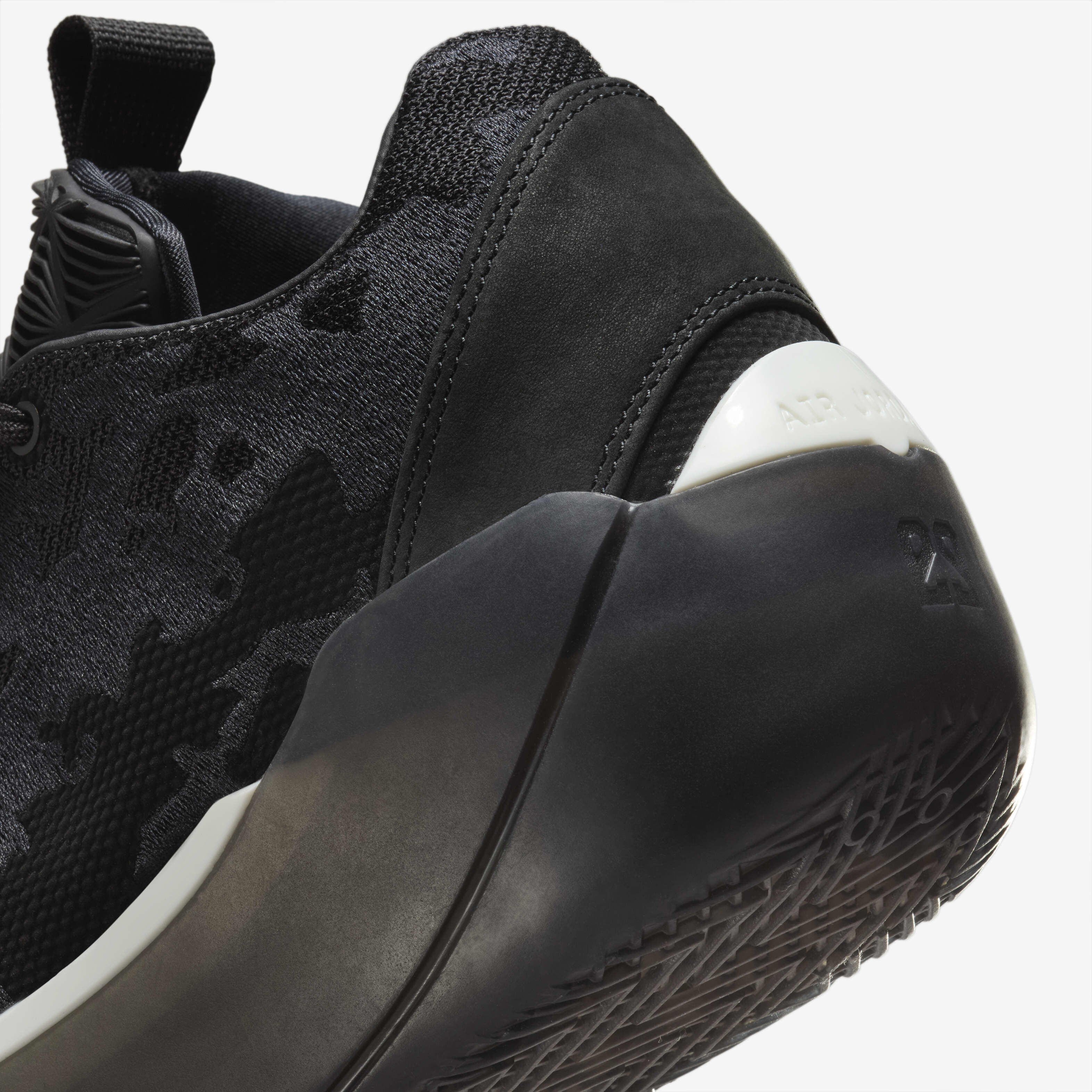 Air Jordan XXXIX 'University' image number 7