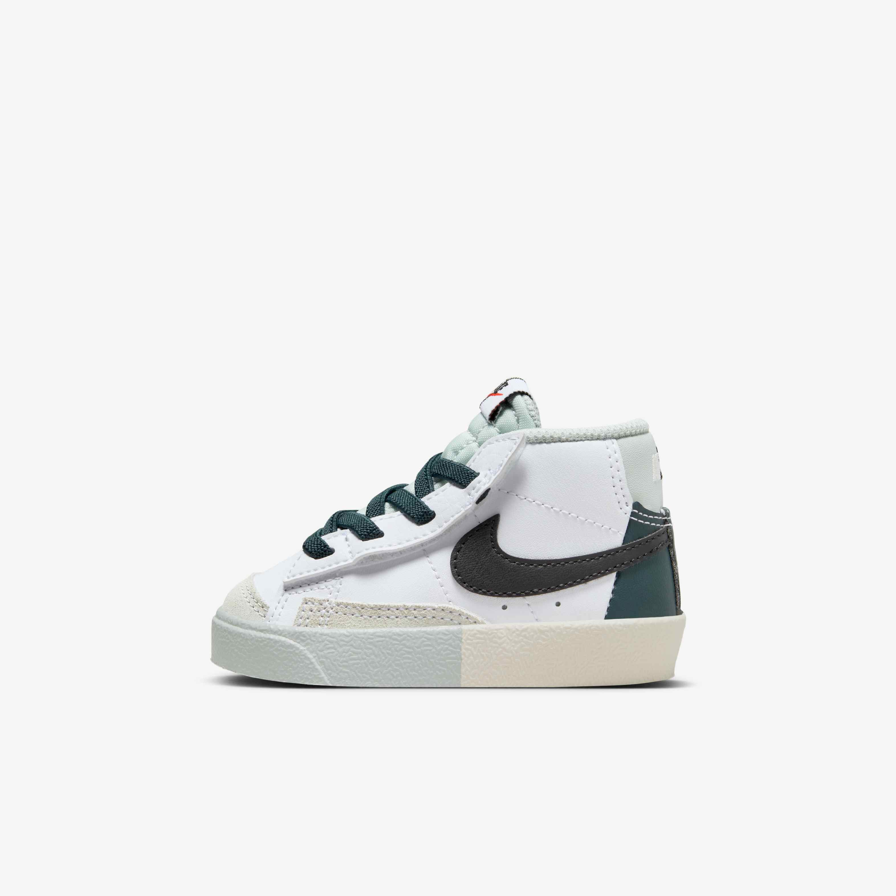 Nike Blazer Mid '77 SE image number 0