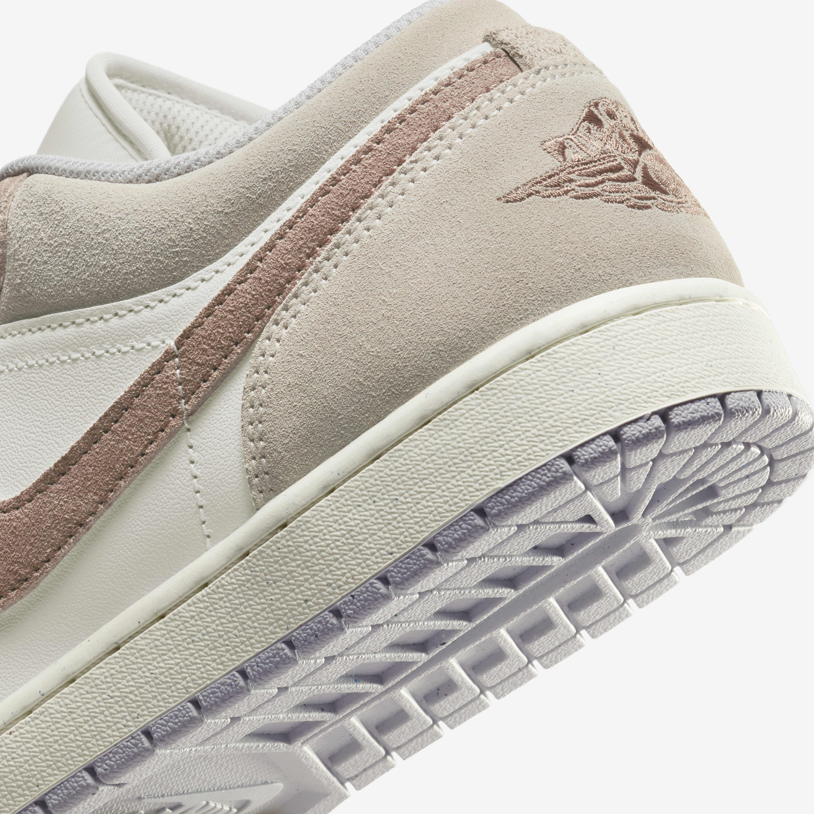 Buy Air Jordan 1 Low SE Men's Shoes - Legend Light Brown