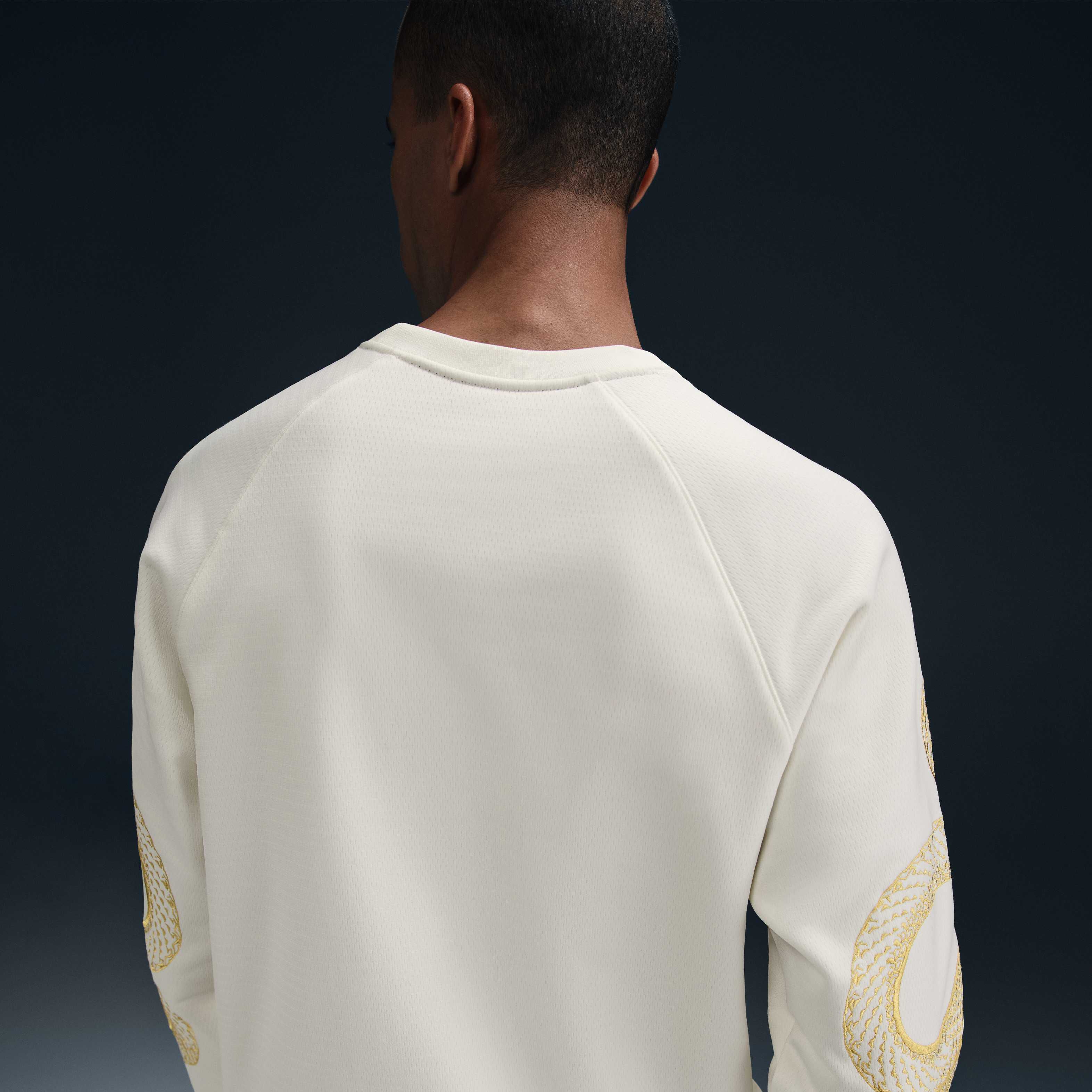 Buy Kobe Therma-FIT Basketball Crew - Sail/Black | Nike