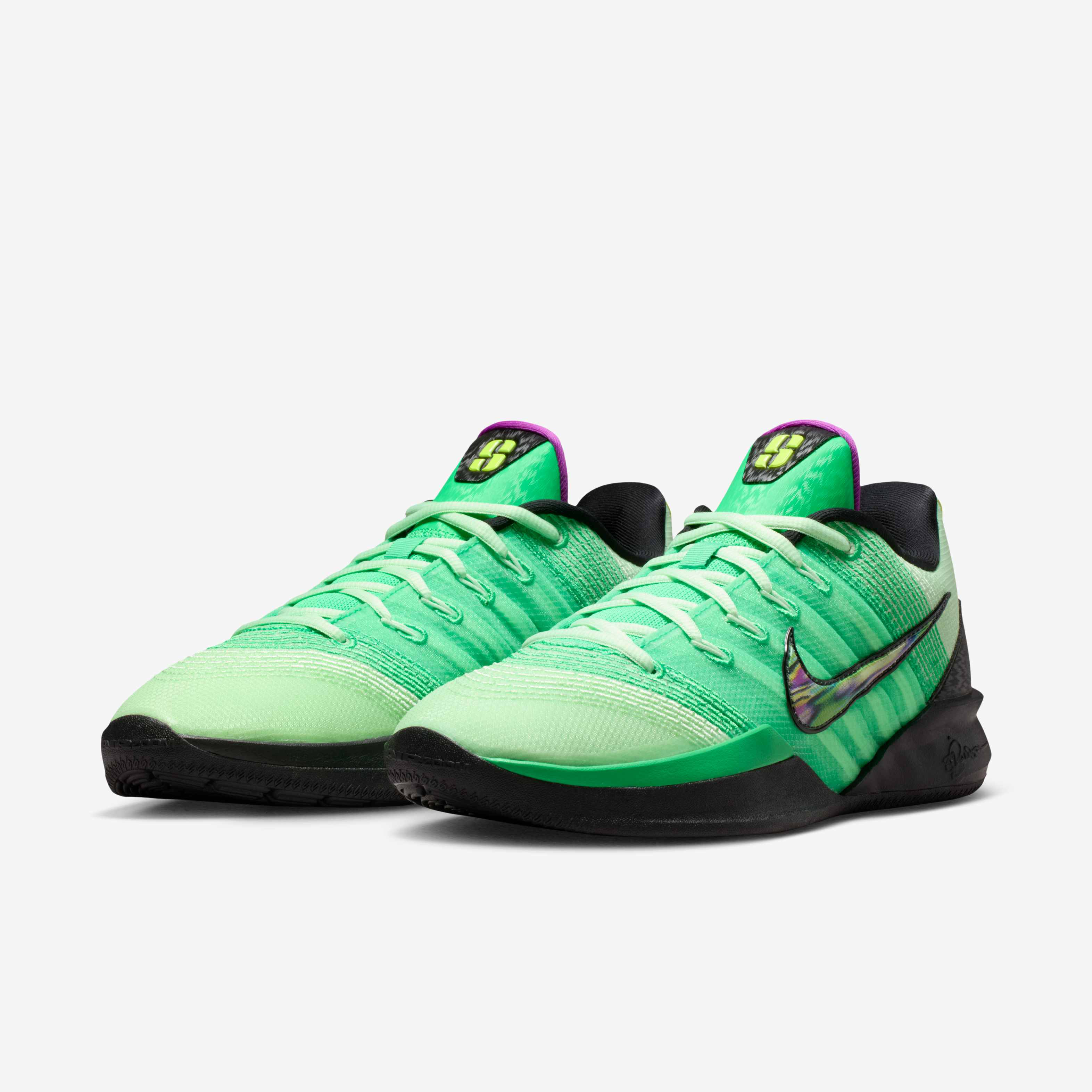 Sabrina 3 "Gamer" image number 4