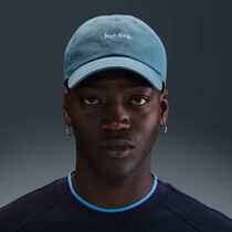 Nike Club