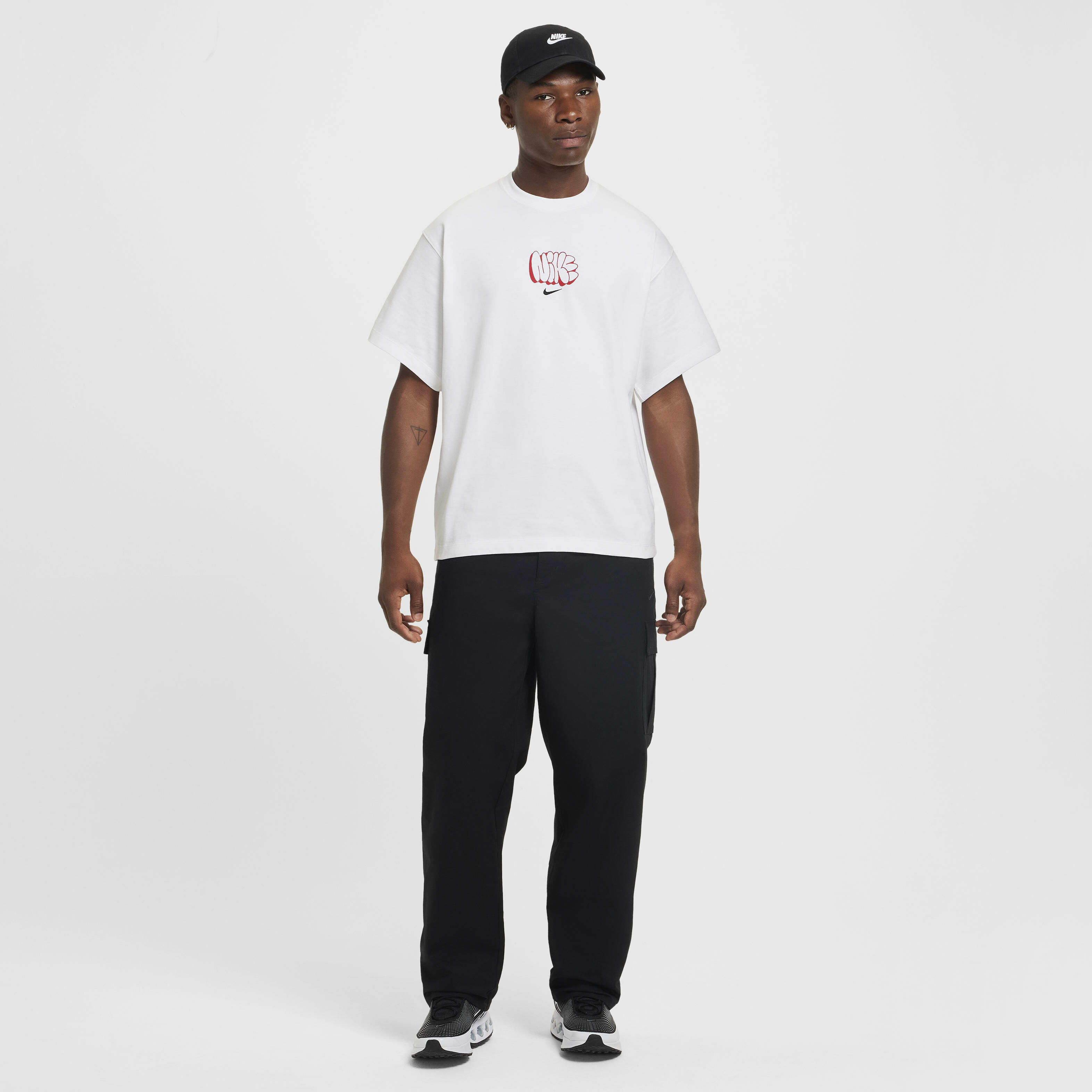 نايكي سولو سووش image number 5