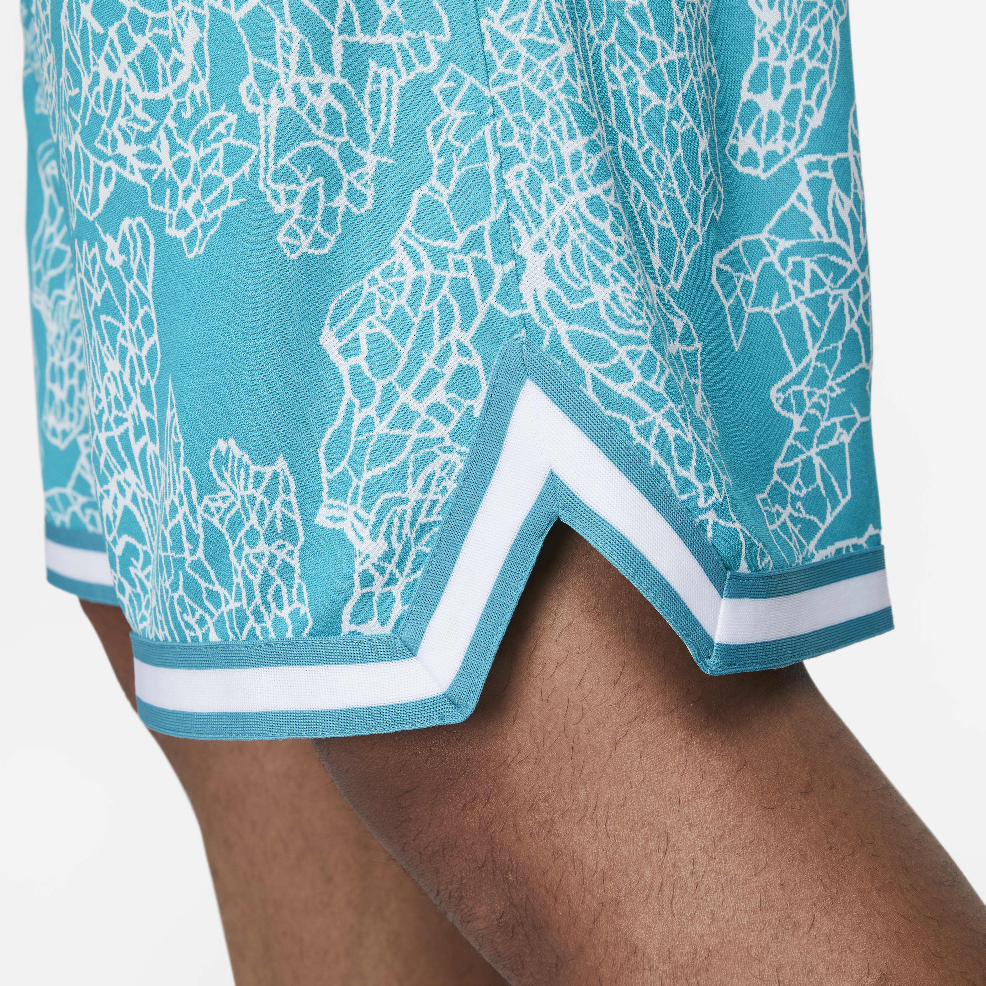 Nike Dri-FIT DNA image number 4