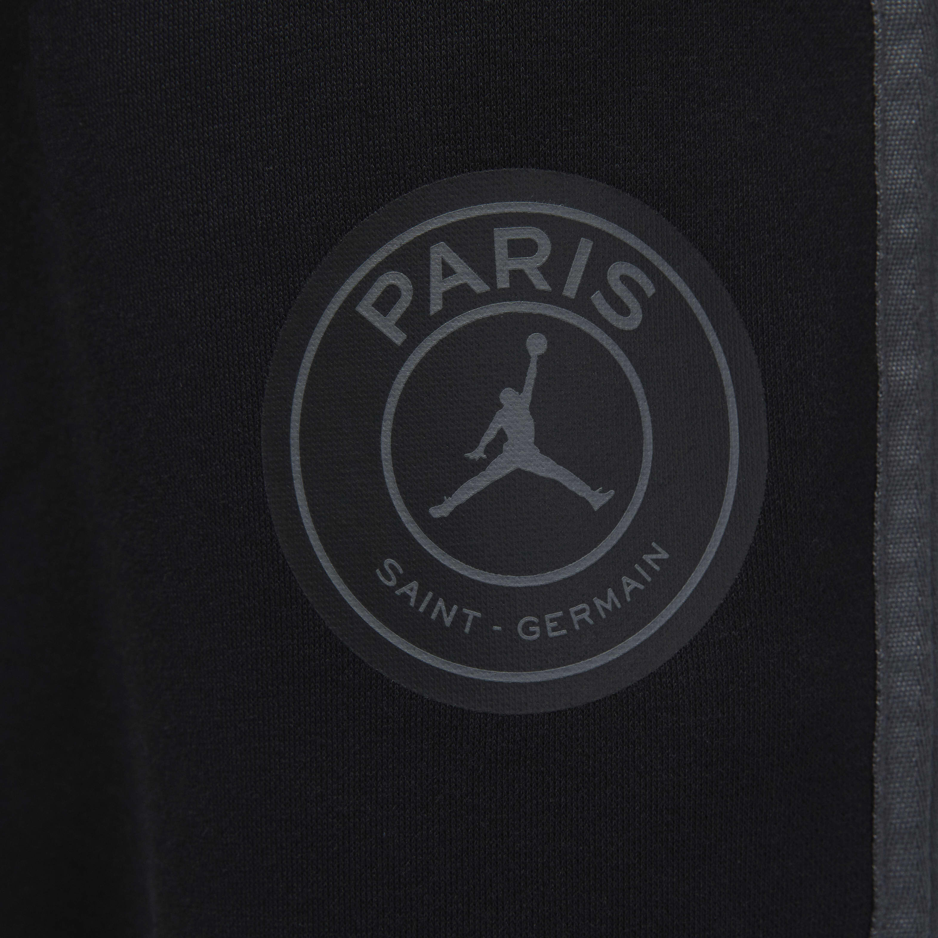 Paris Saint-Germain image number 3
