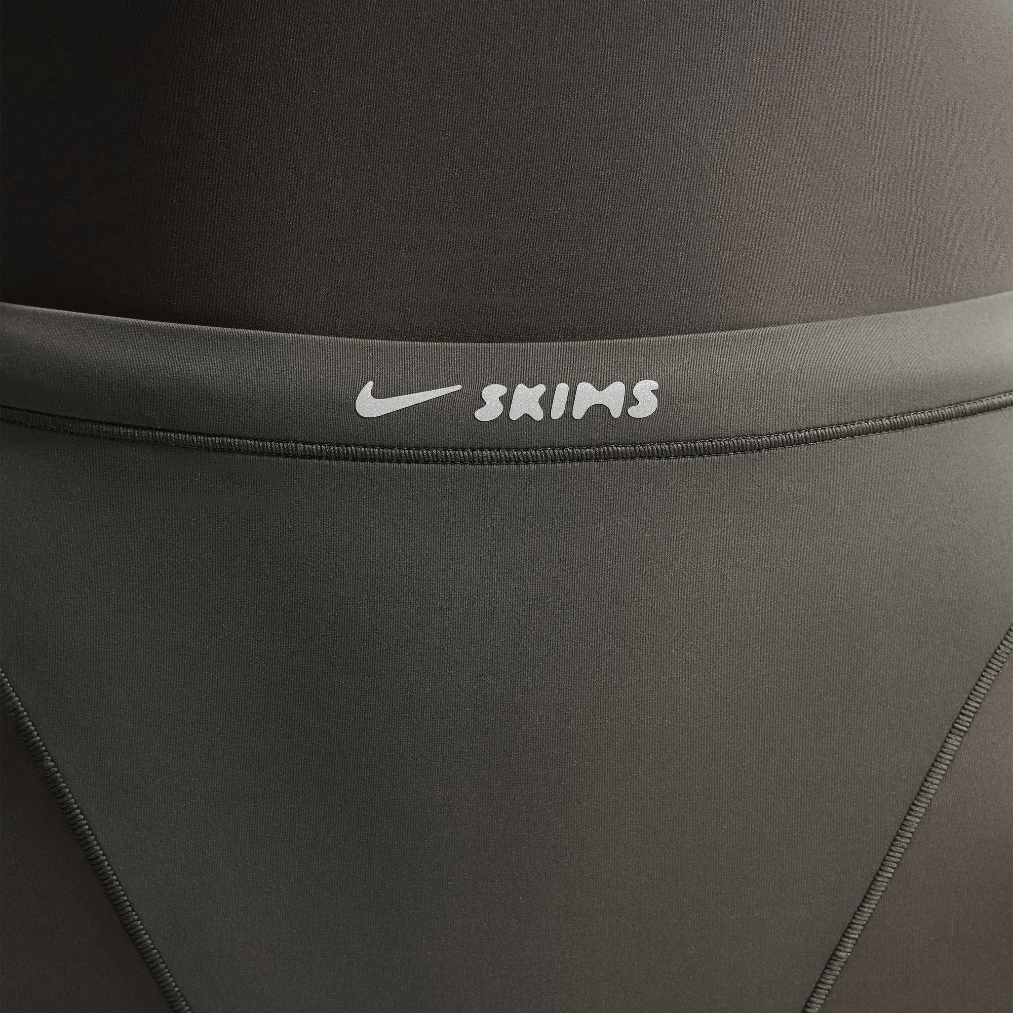 نايكي SKIMS ويتليس image number 6