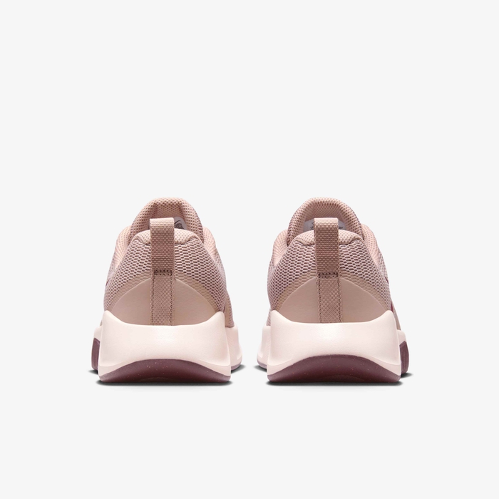 نايكي أم سي ترينر 3 image number 5 نايكي أم سي ترينر 3 image number 5