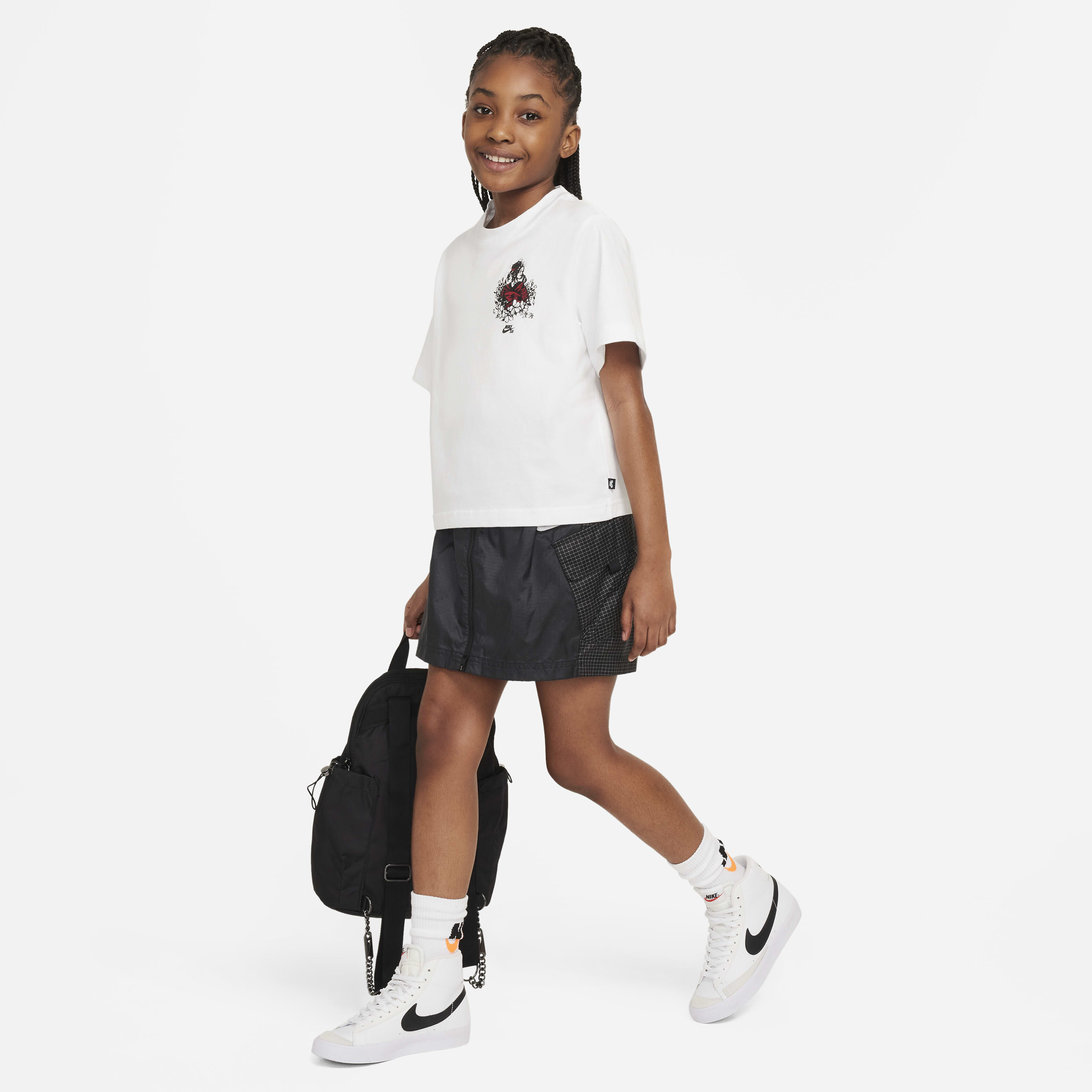 سكاي براون X نايكي SB image number 4