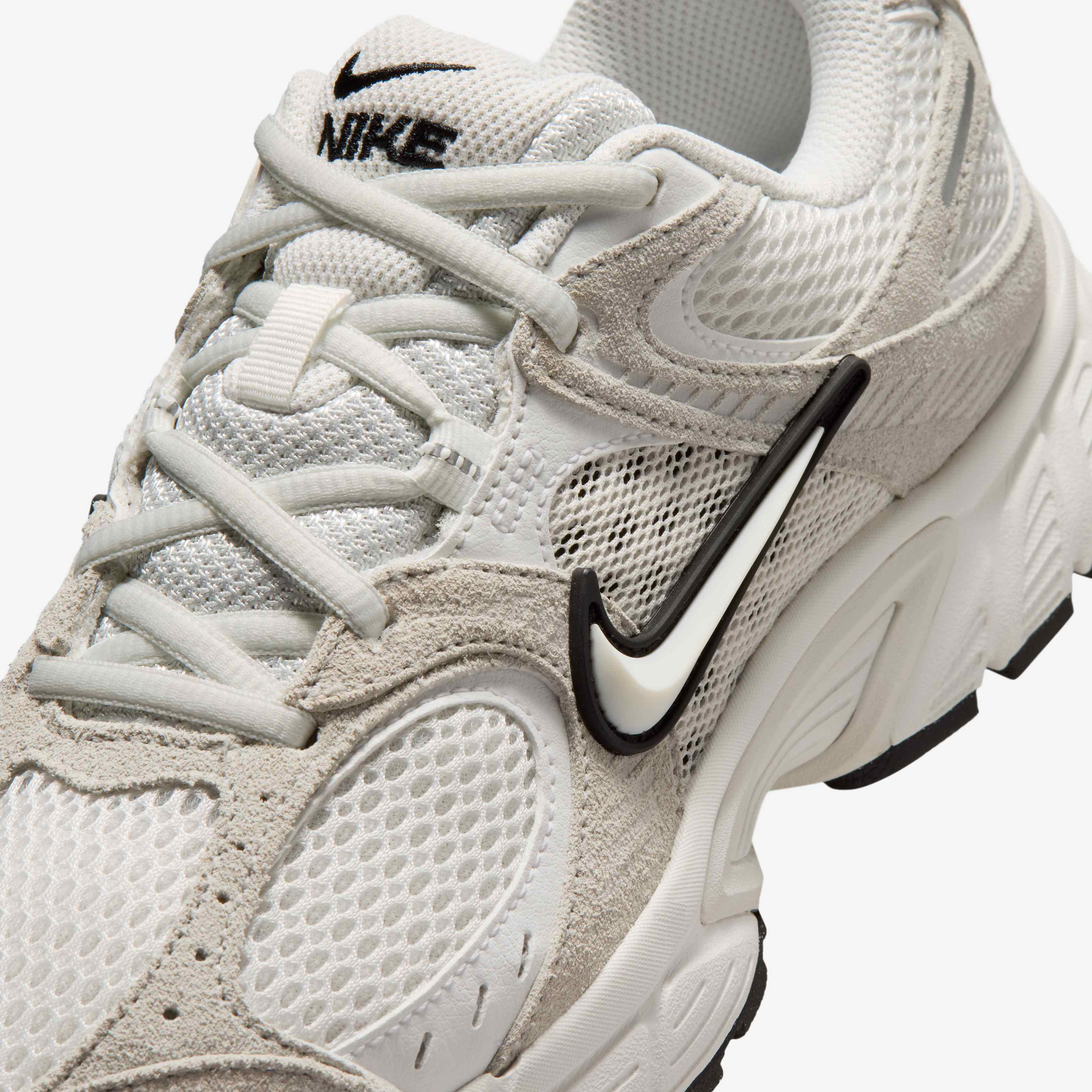 Nike V5 RNR Suede image number 6