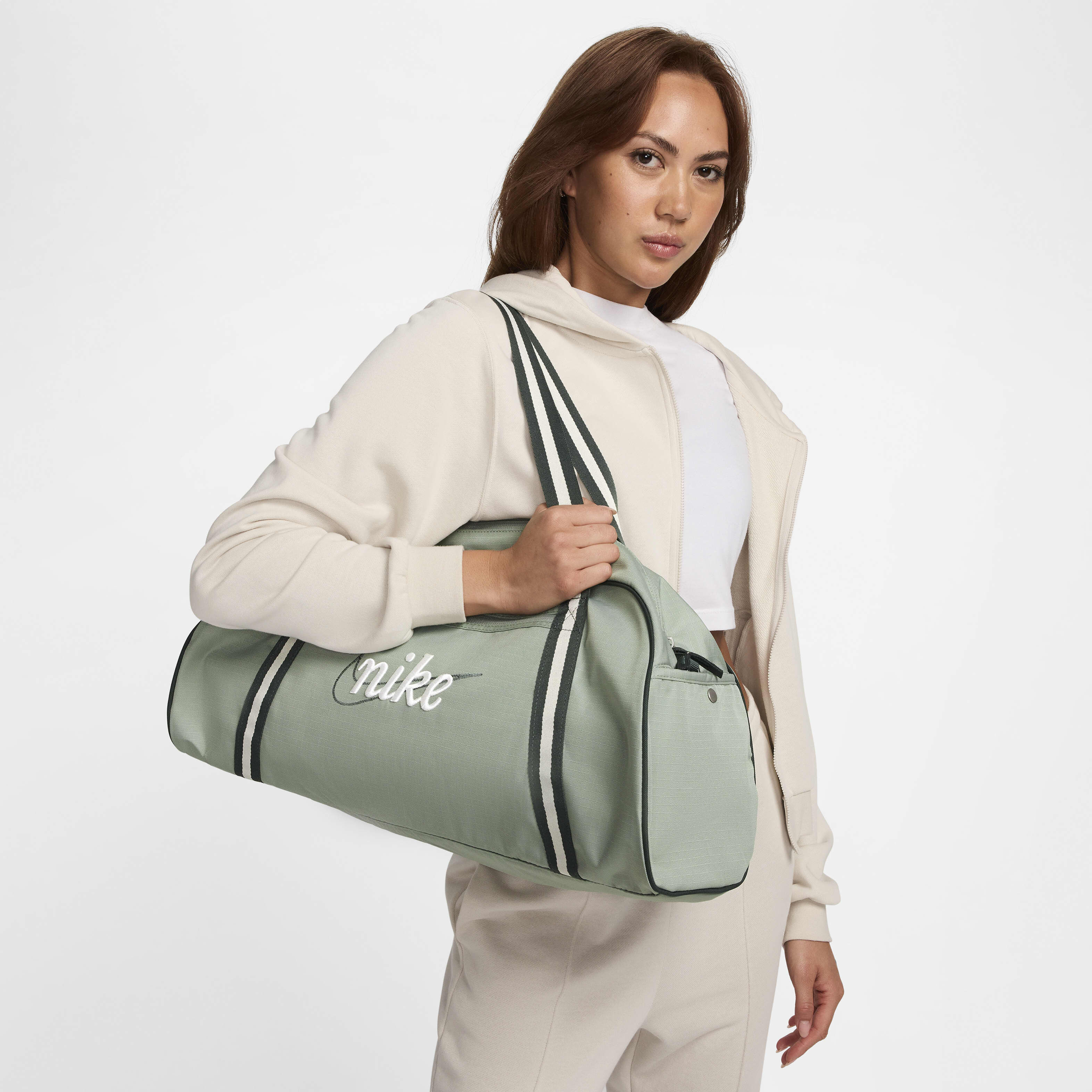 ★人気★ Nike Gym Club Training Bag 24L Black Vintage Green Buy Nike Gym Club Training Bag (24L) - Jade Horizon/Vintage