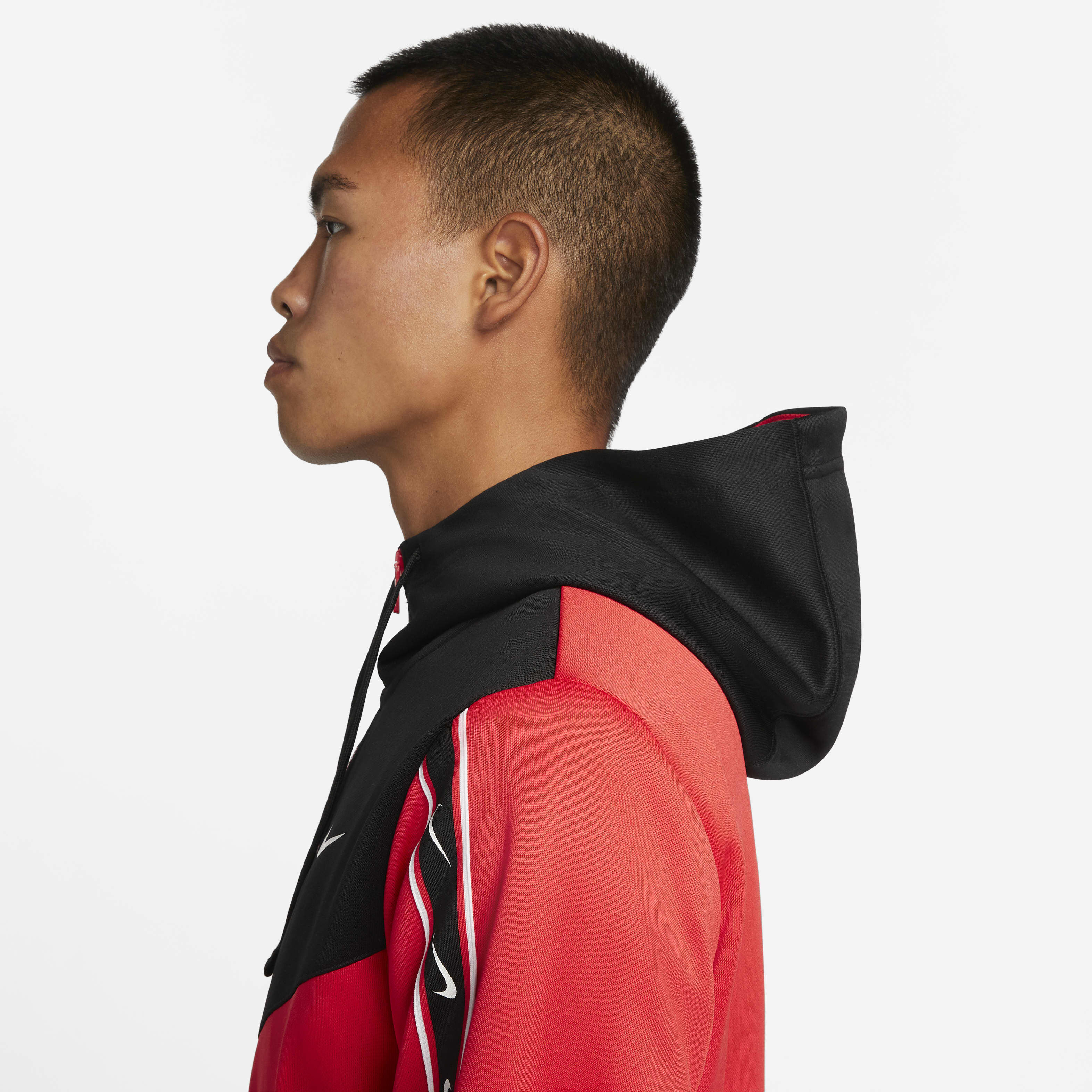 Nike Sportswear Repeat image number 4