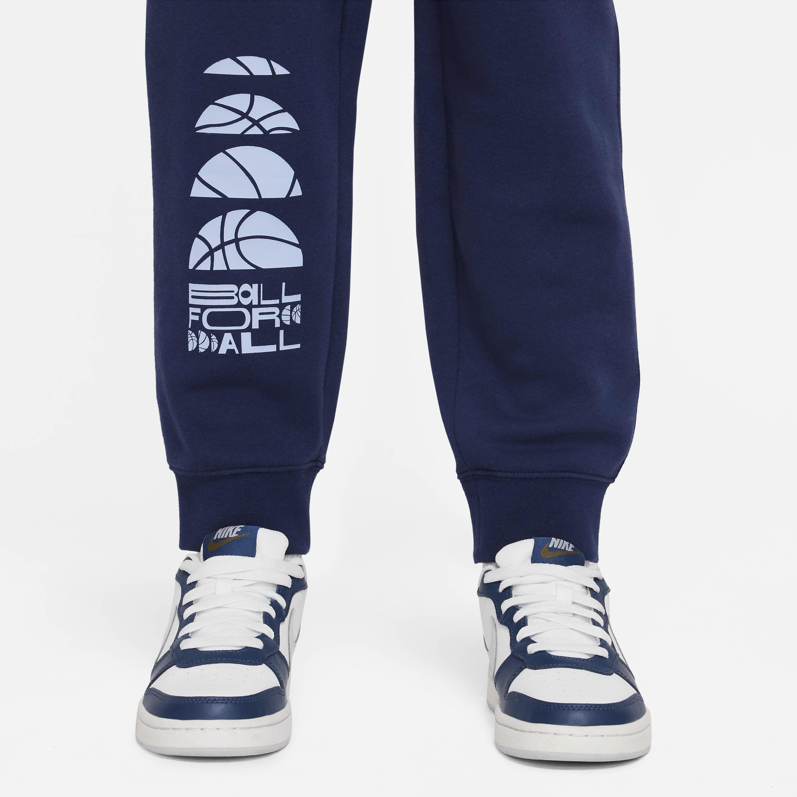 نايكي كلتشر اوف باسكت بول image number 4