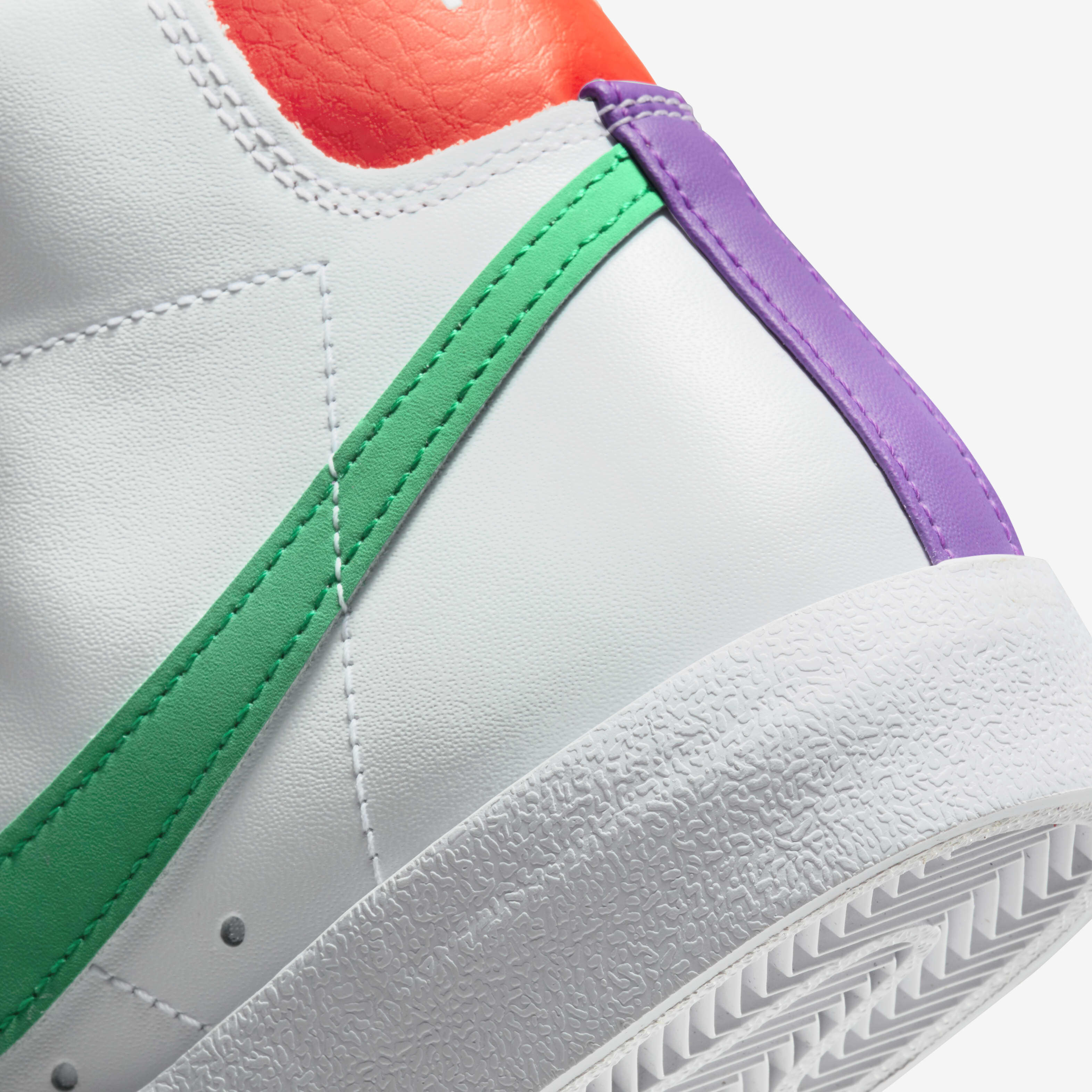 Nike Blazer Mid '77 image number 7