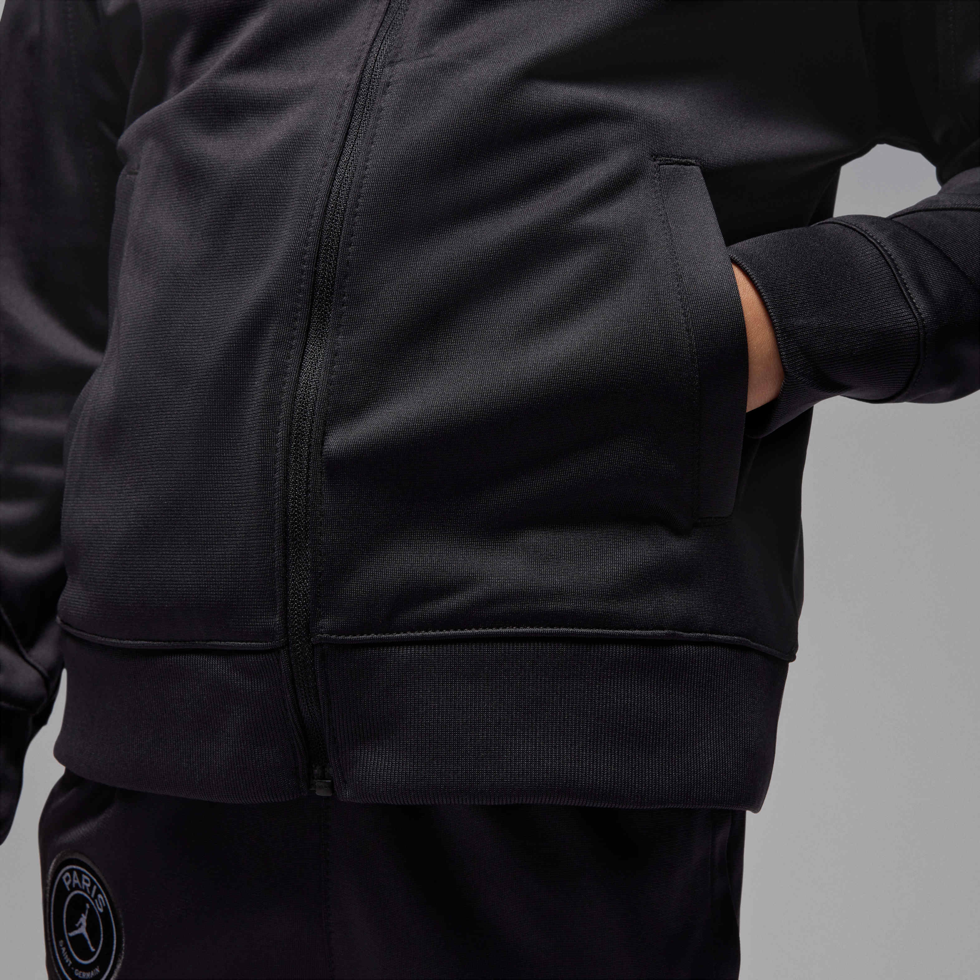 Paris Saint-Germain Strike Fourth image number 14