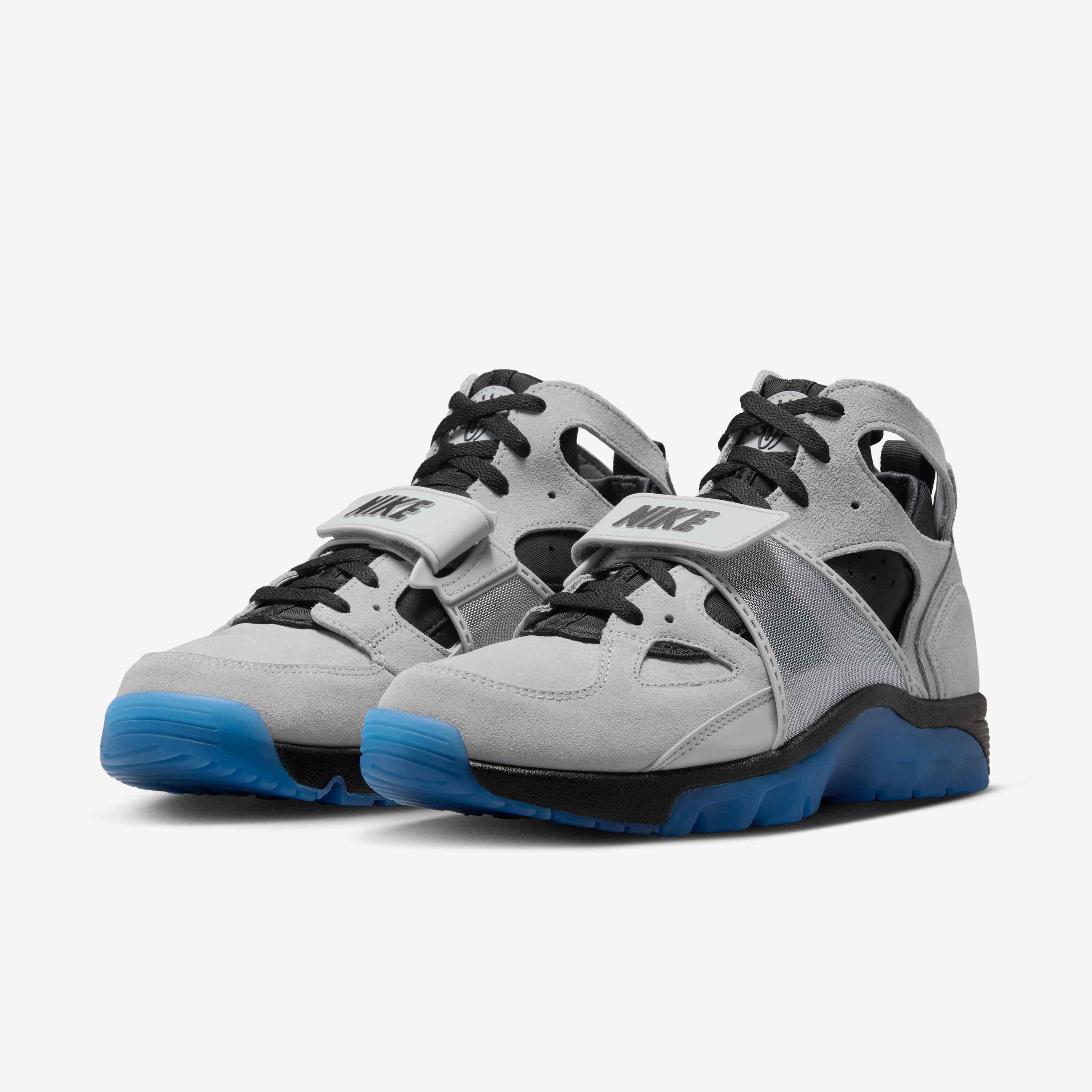 Nike Air Trainer Huarache image number 4