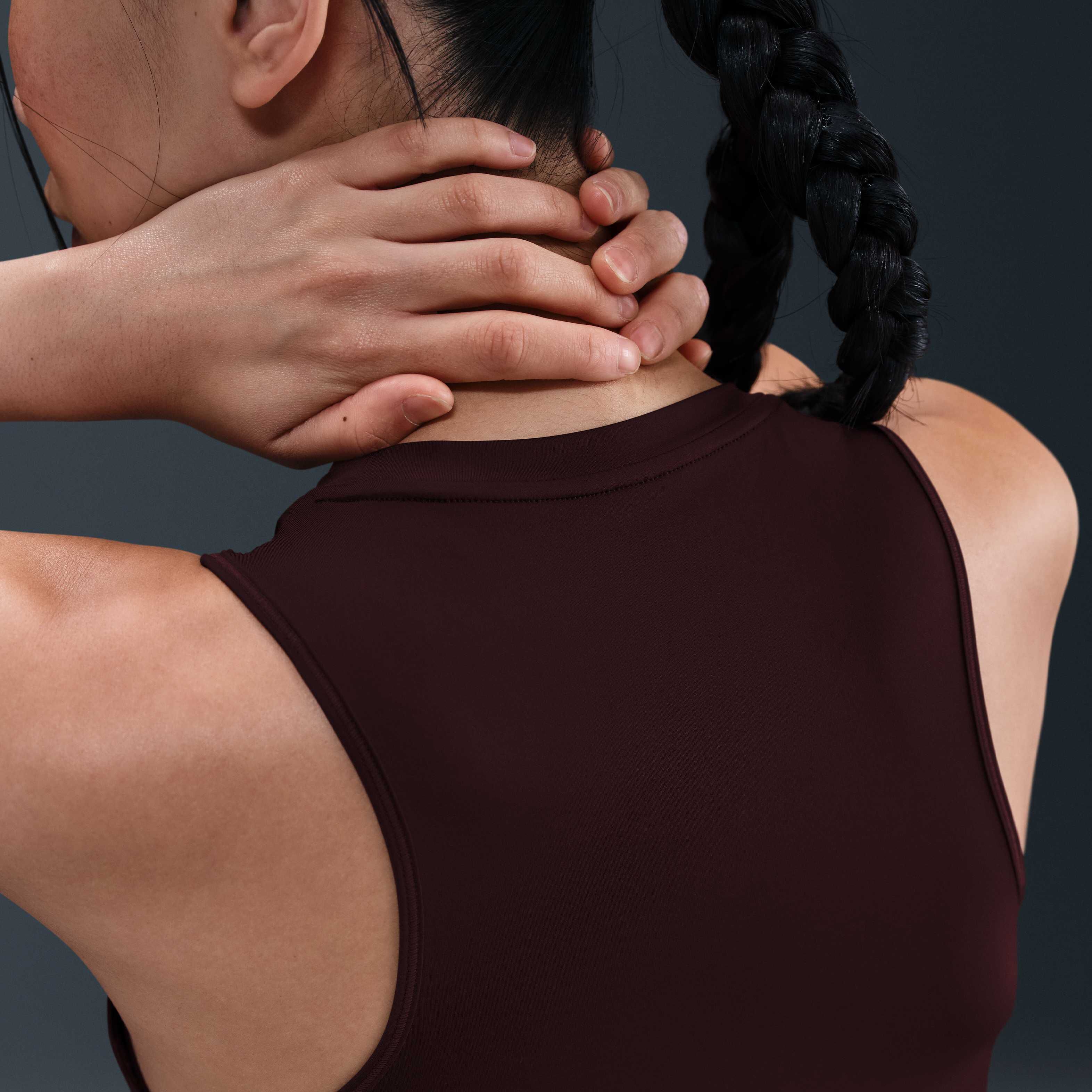 ナイキ Nike オンe クラシック Dri-FIT Tank Top レディース シャツ トップス Burgundy Crush Buy Nike One Classic Women's Dri-FIT Cropped Tank Top