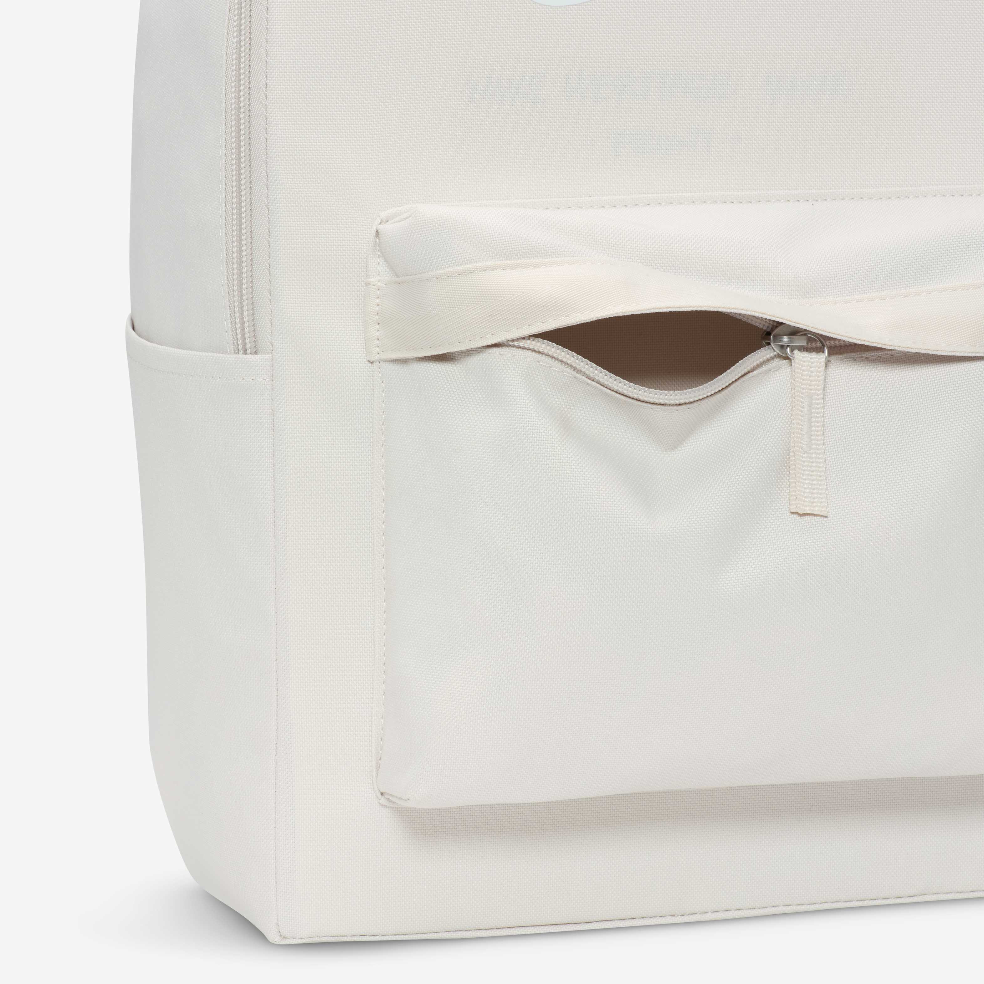 نايكي هيرتدج image number 4