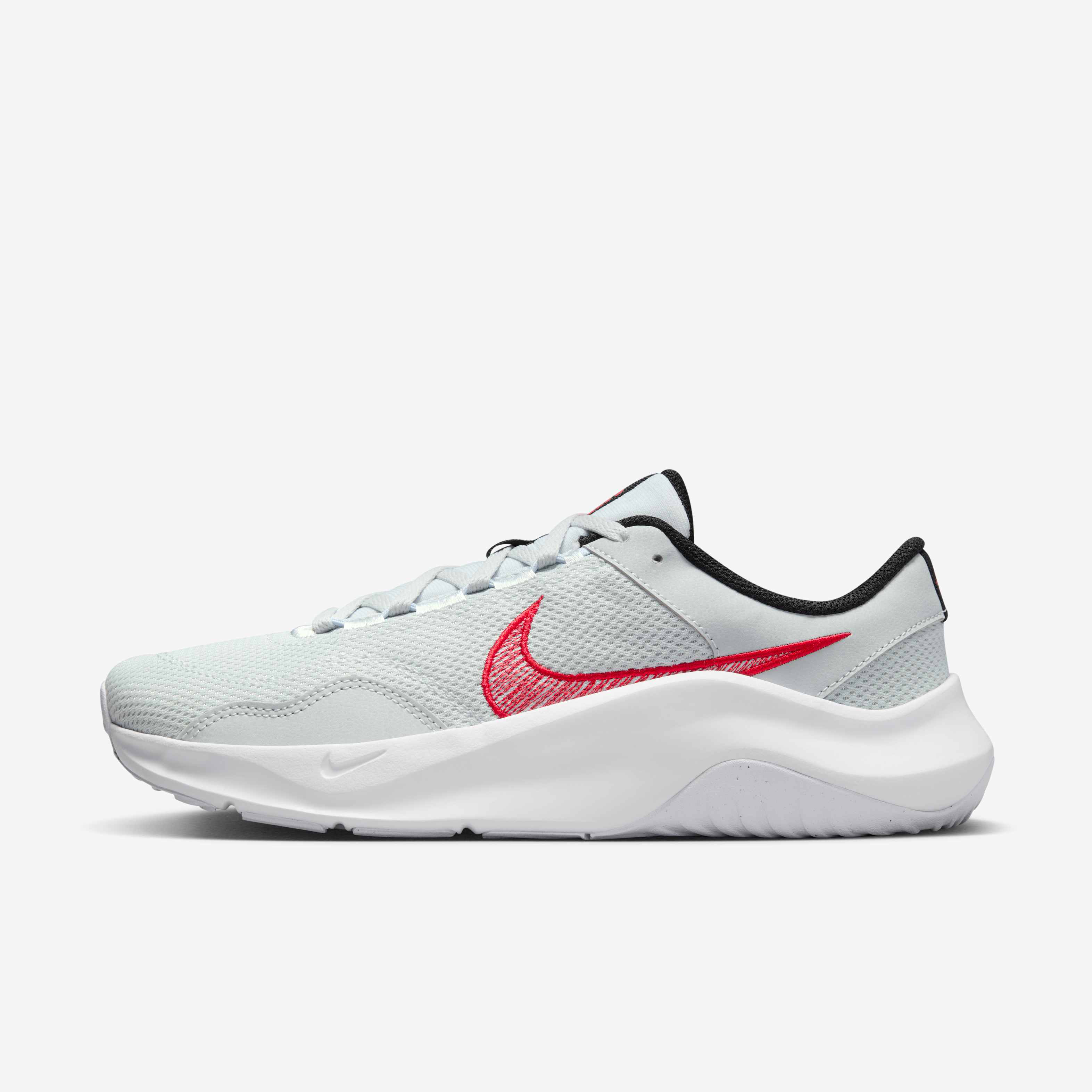 nike training city trainer 3 in light grey and red