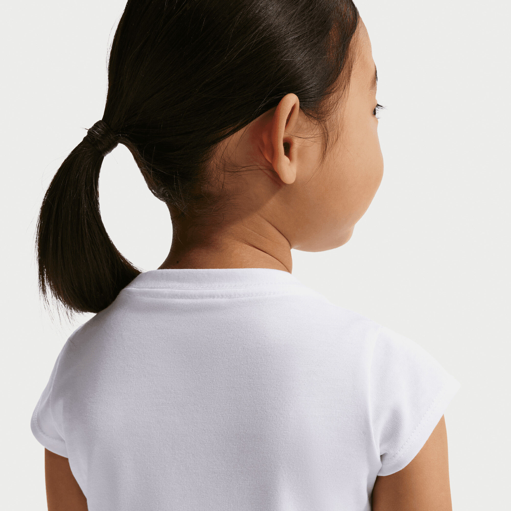 نايكي موف ويث نايتشر image number 5