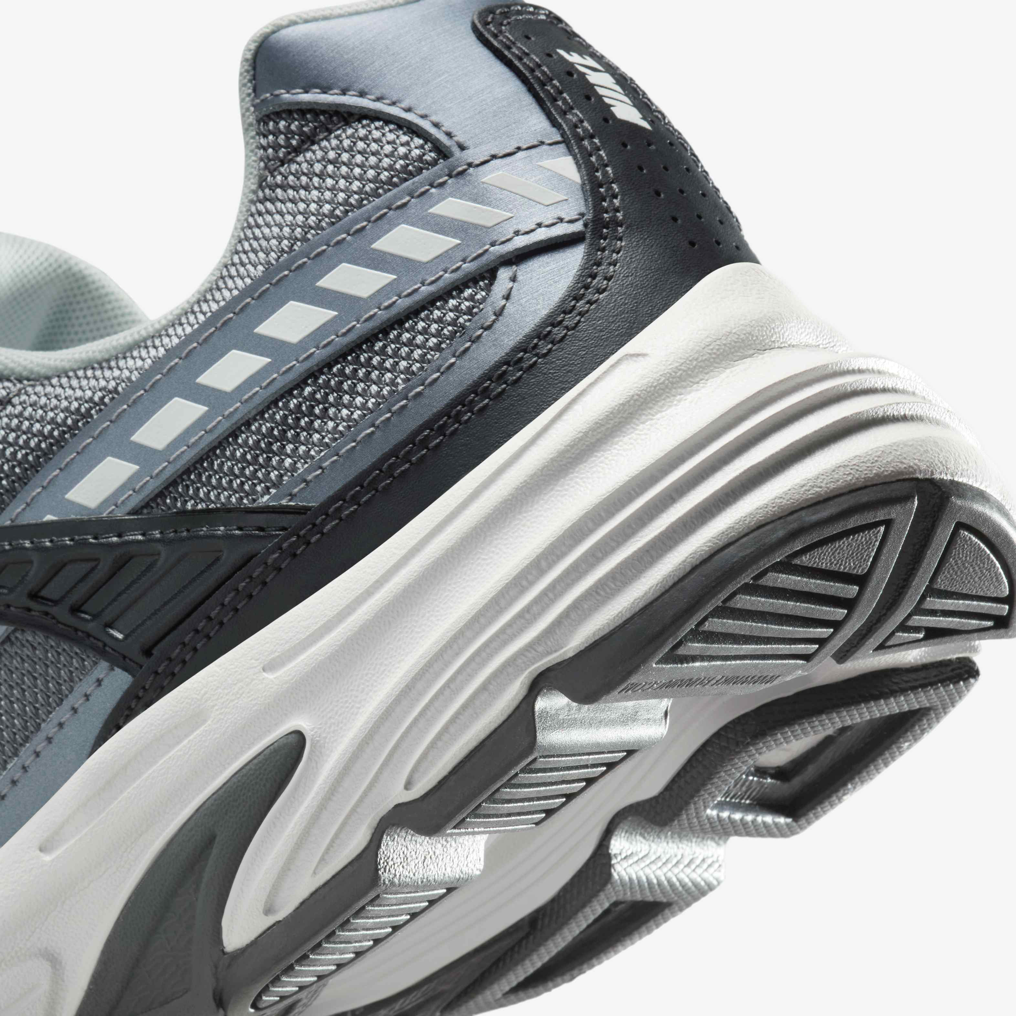 ◆ NIKE(ナイキ) ◆ Initiator Anthracite Smoke Gray Nike Men's Initiator Running Shoes - Anthracite/Smoke Grey