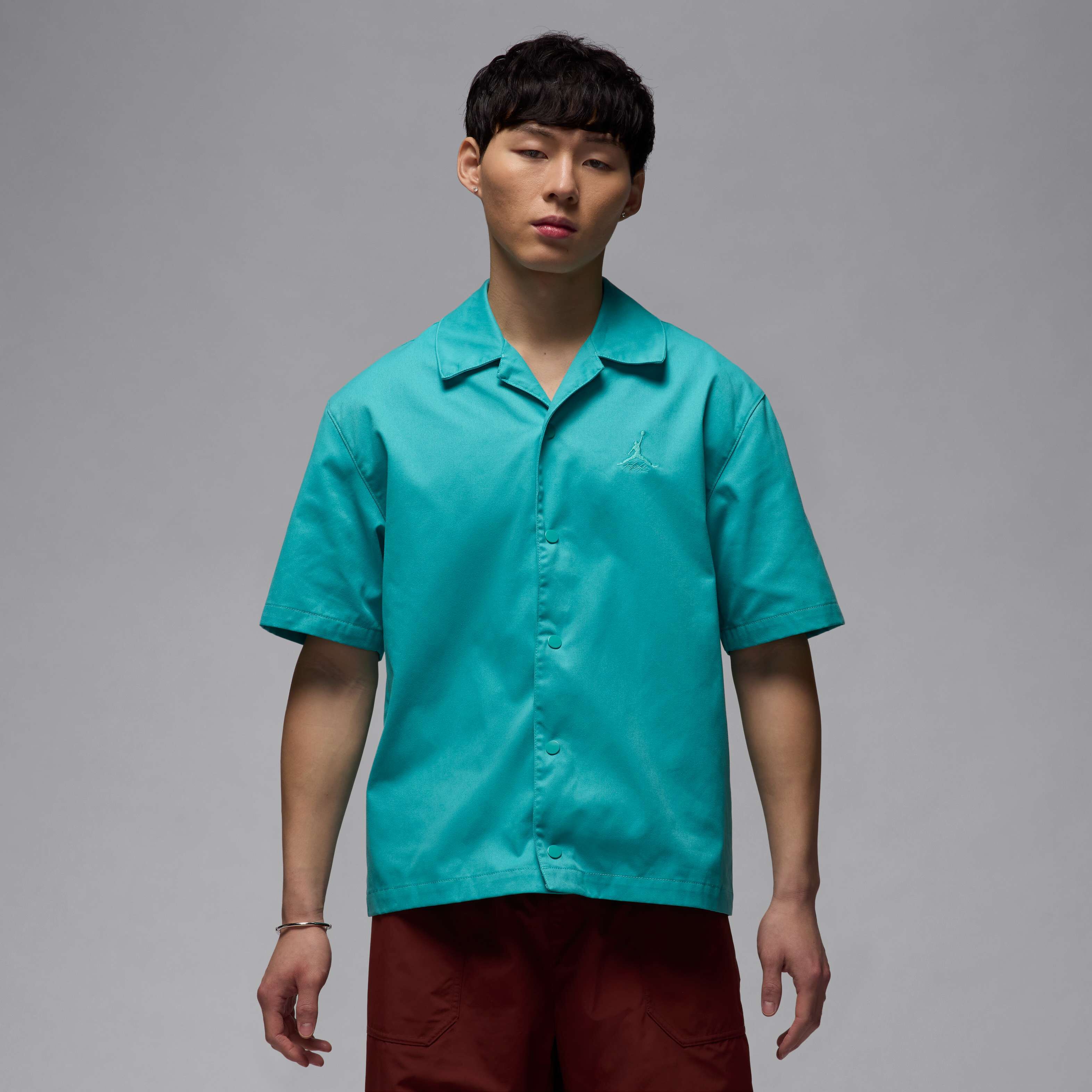 Jordan Essentials image number 0