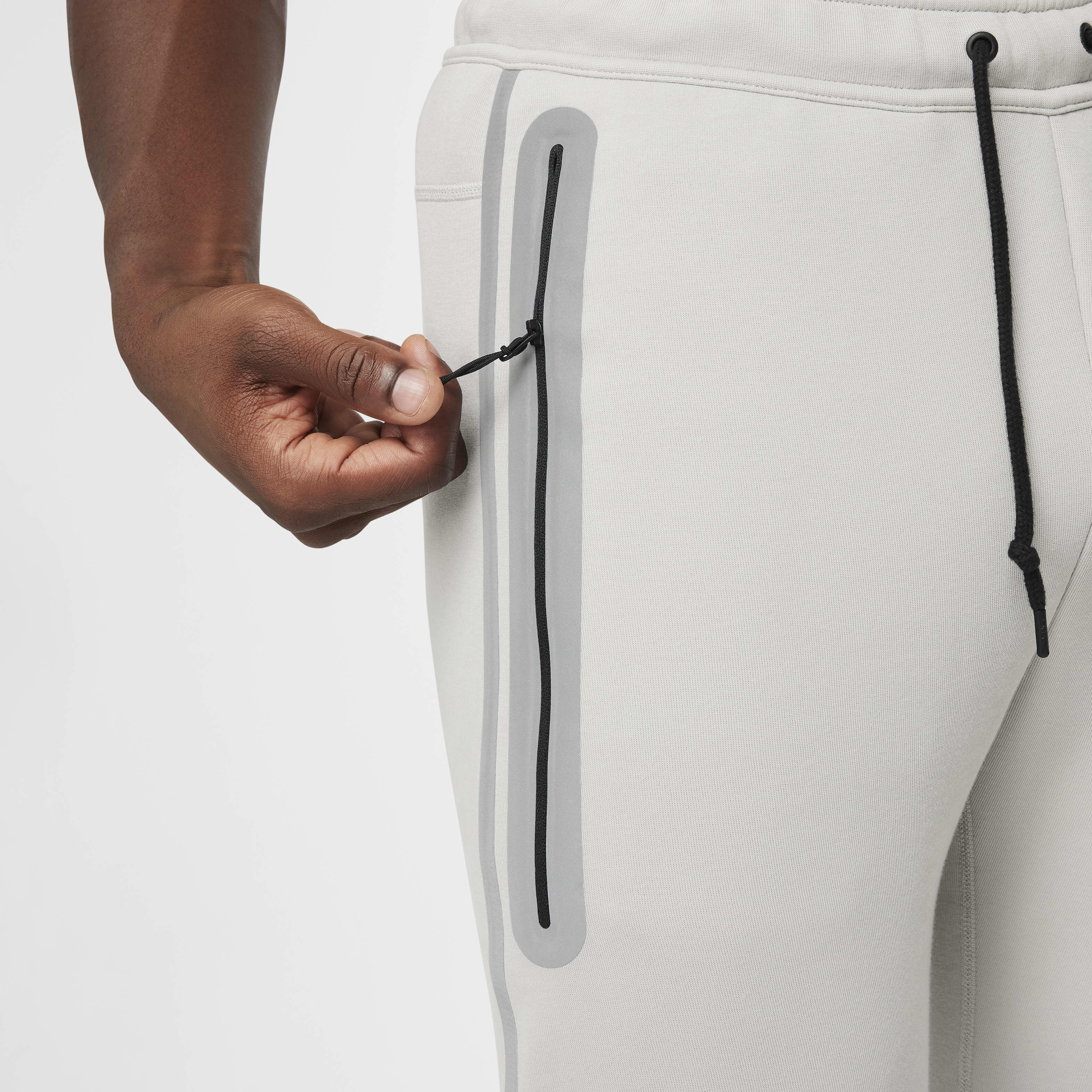 Nike Tech image number 3