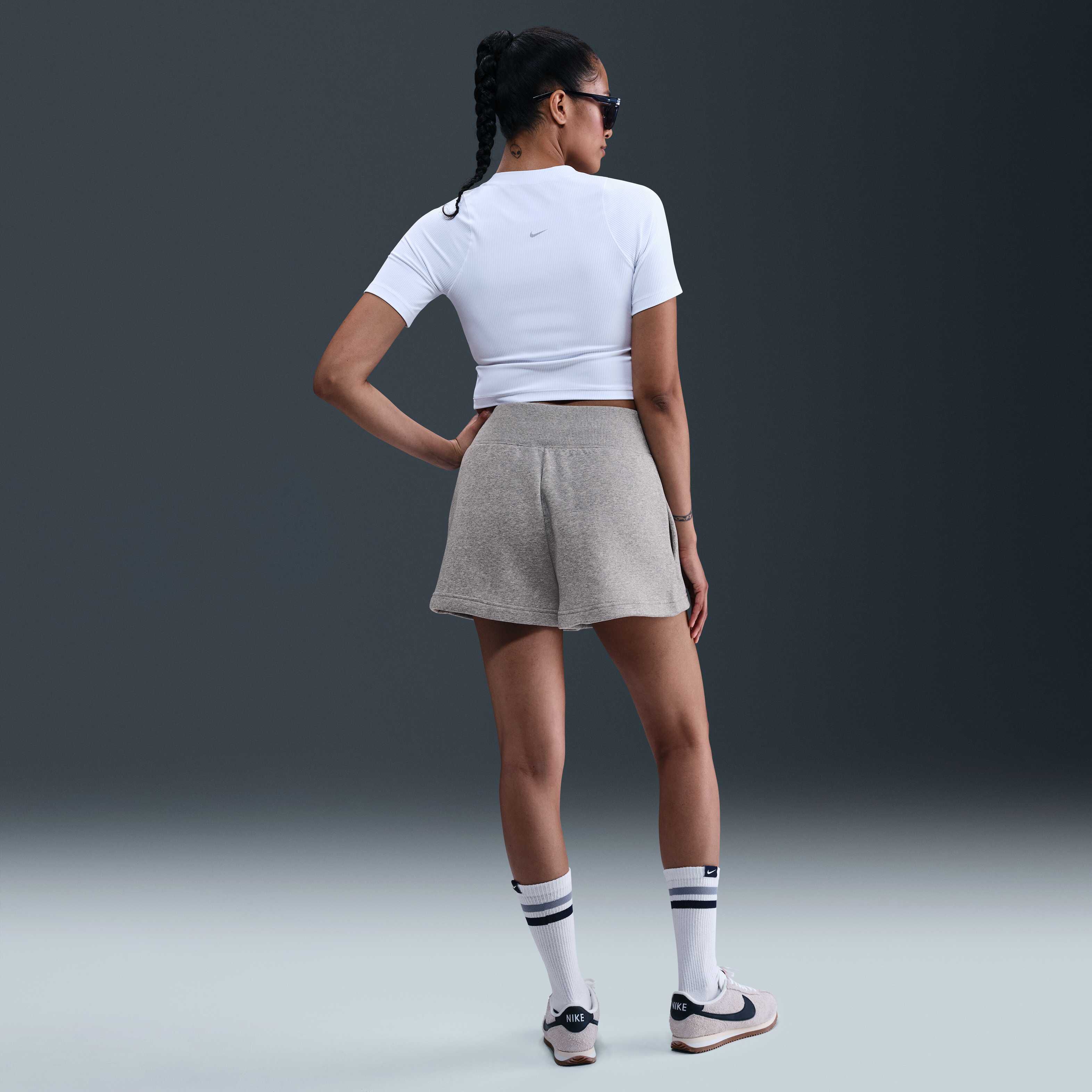 نايكي سبورتسوير فينيكس فليس image number 3