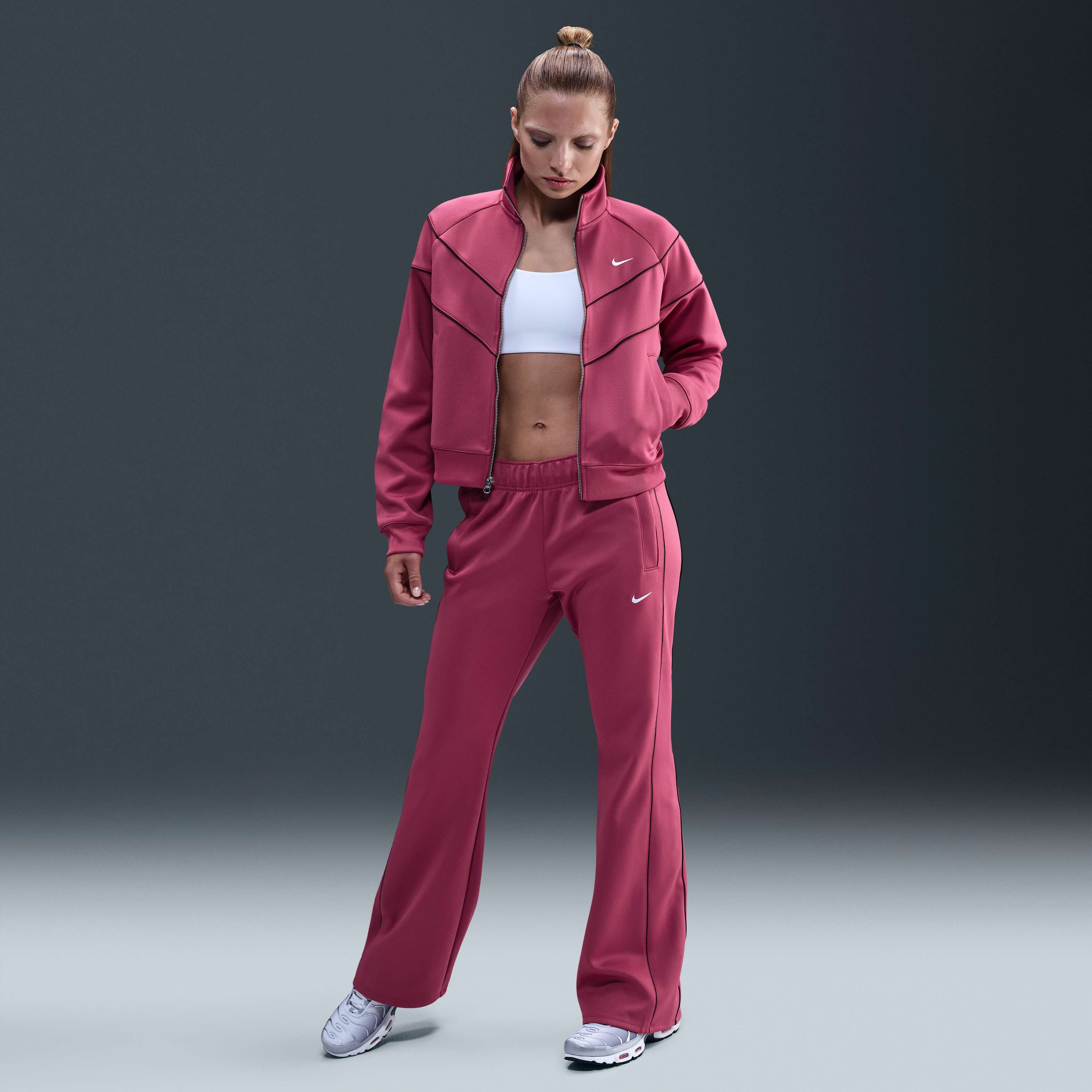 نايكي سبورتسوير ويندرانر image number 3