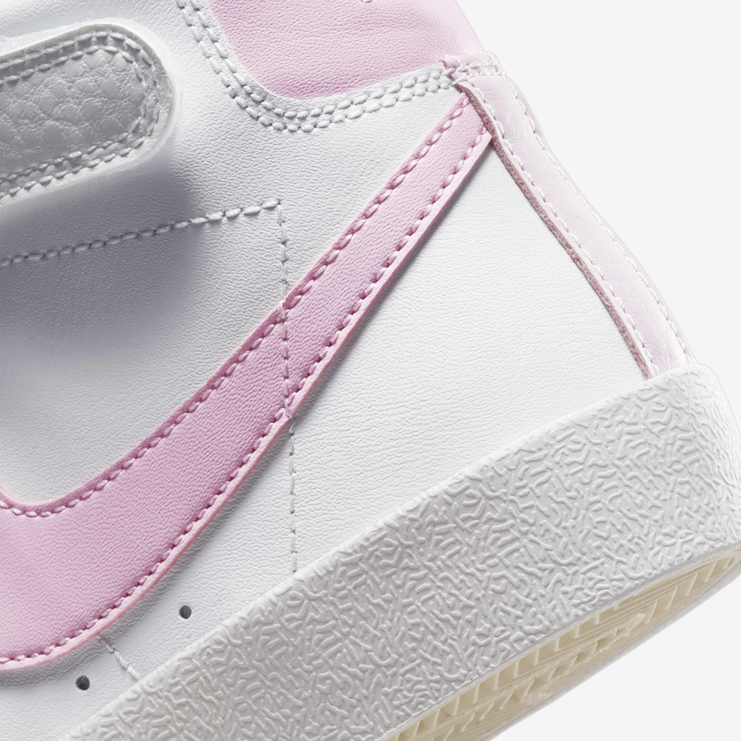 نايكي بليزر ميد '77 image number 7