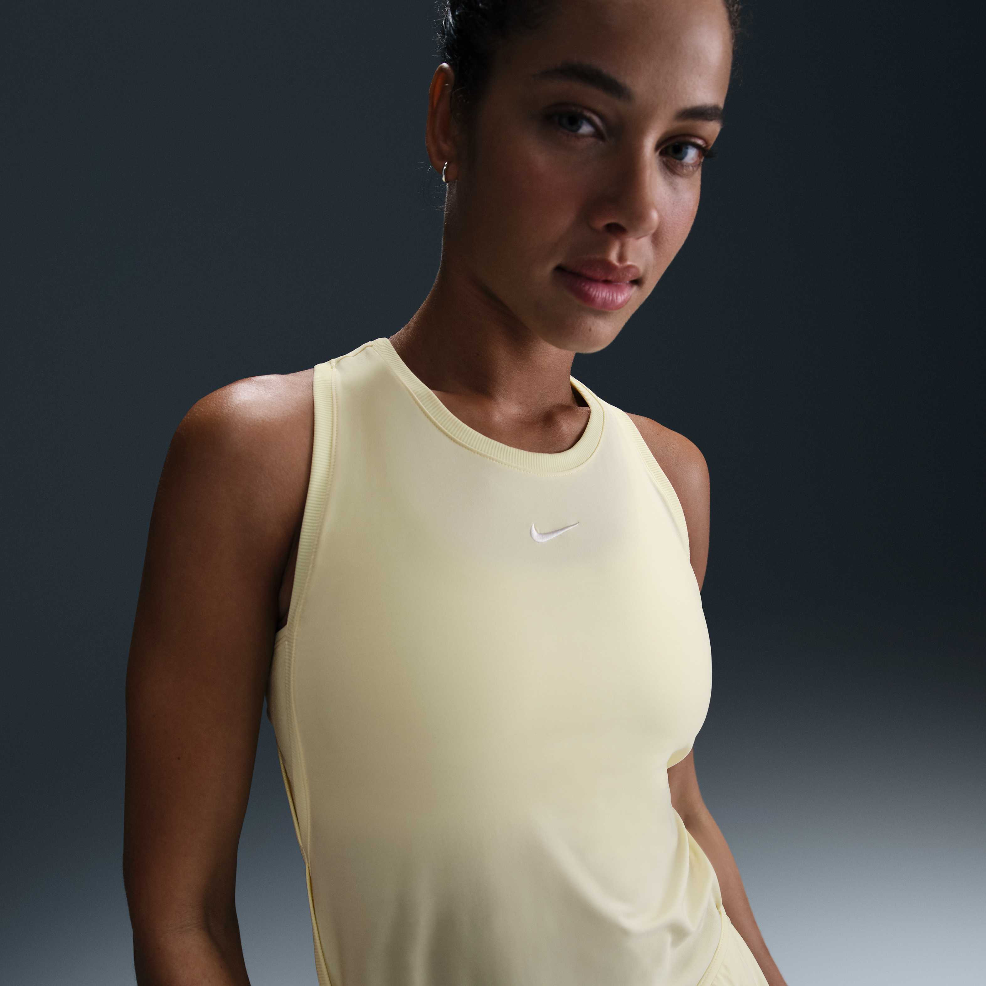 Nike Victory image number 0