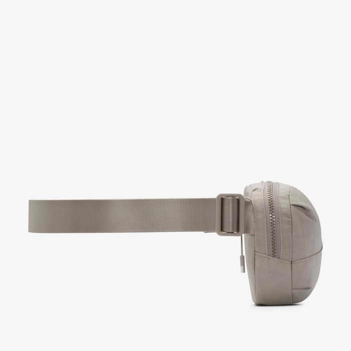 Nike Aura image number 1 Nike Aura image number 1