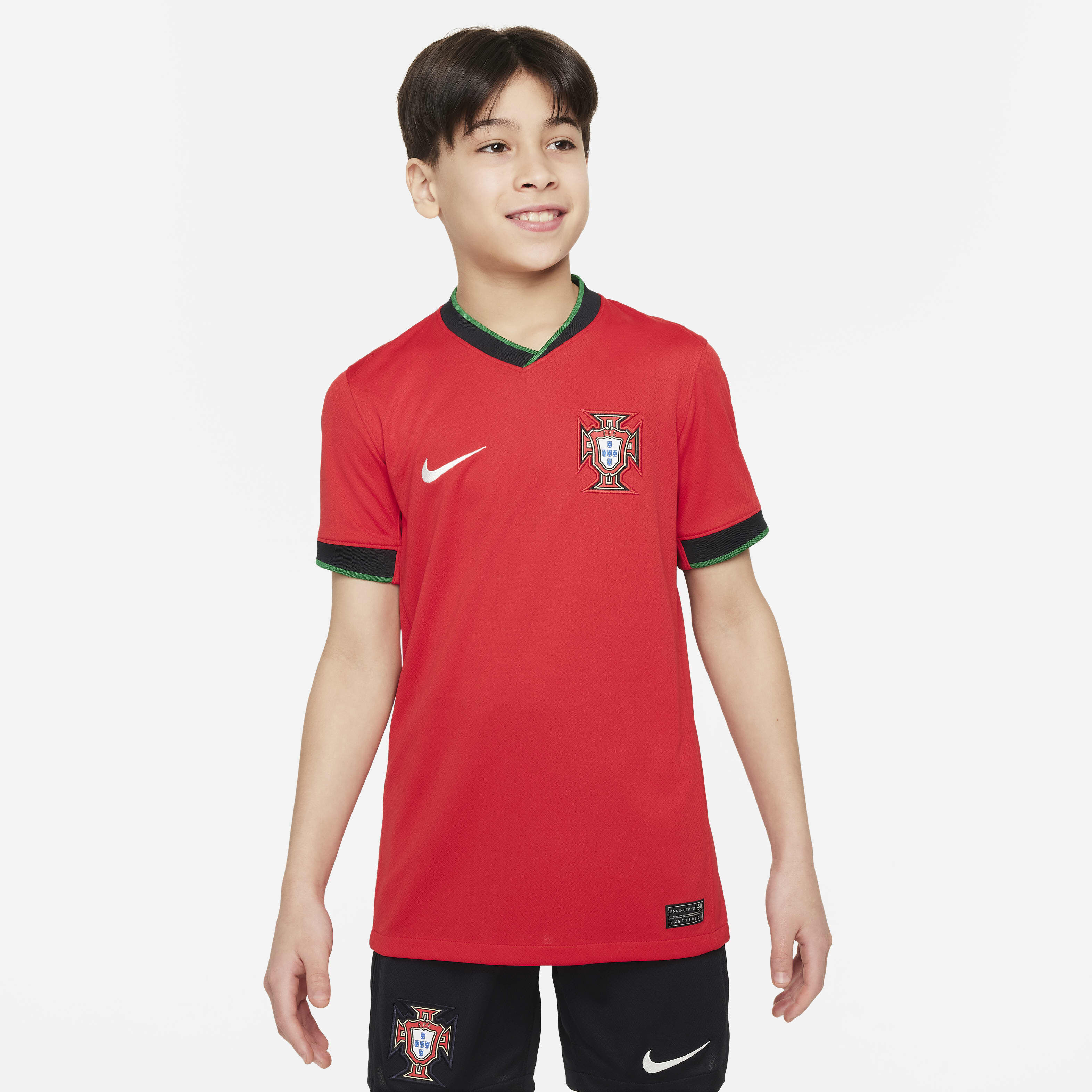 Buy Portugal Men s Team 2024 25 Stadium Home Older Kids Nike Dri FIT Football Replica Shirt Nike Kuwait Official