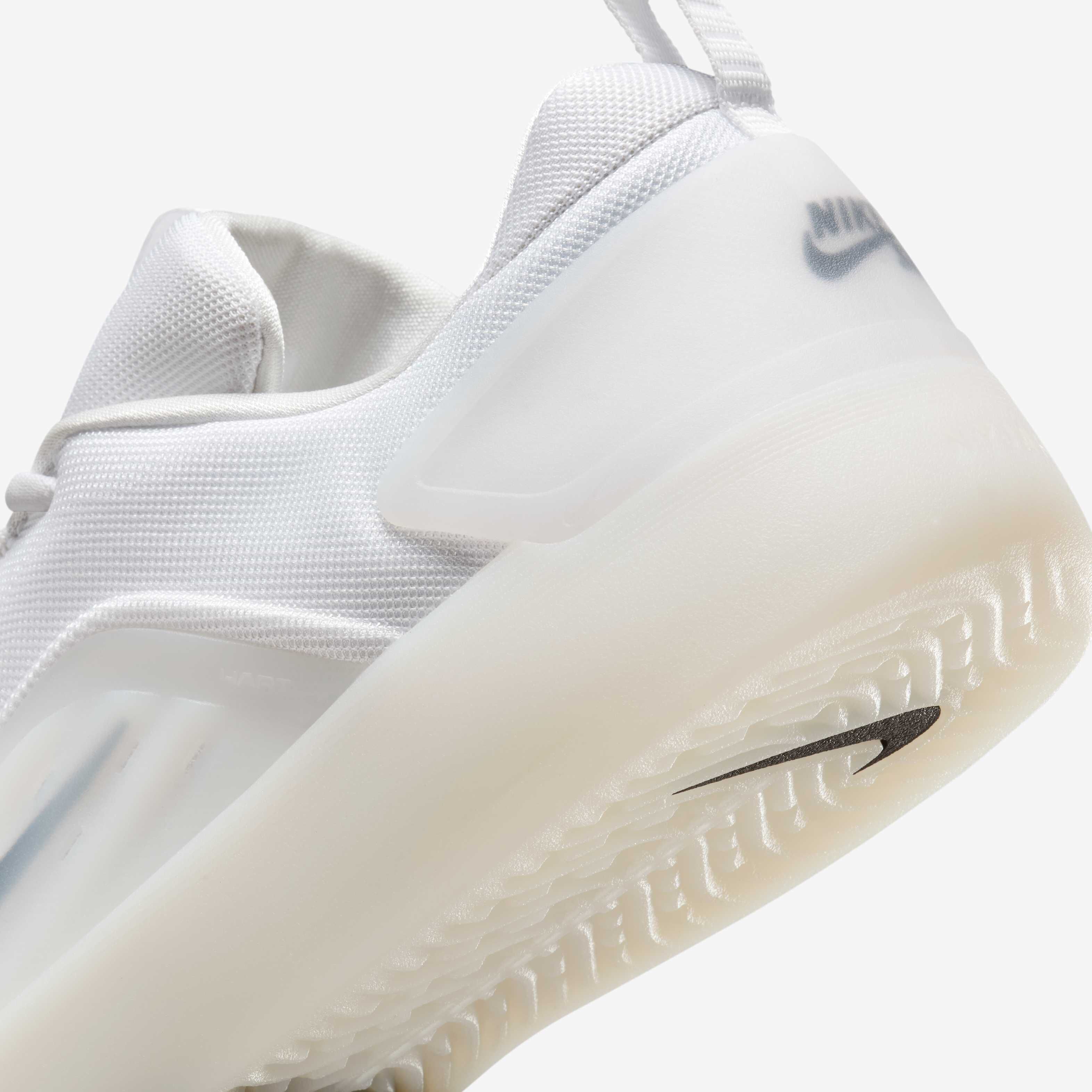 Nike SB Zoom Nyjah 4 image number 7