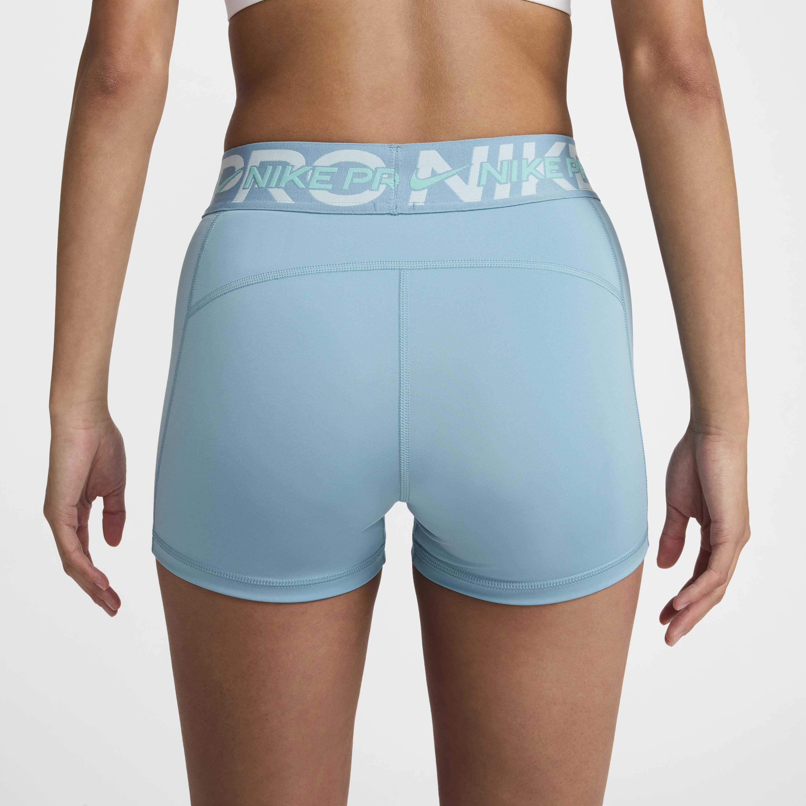 Nike Pro image number 2