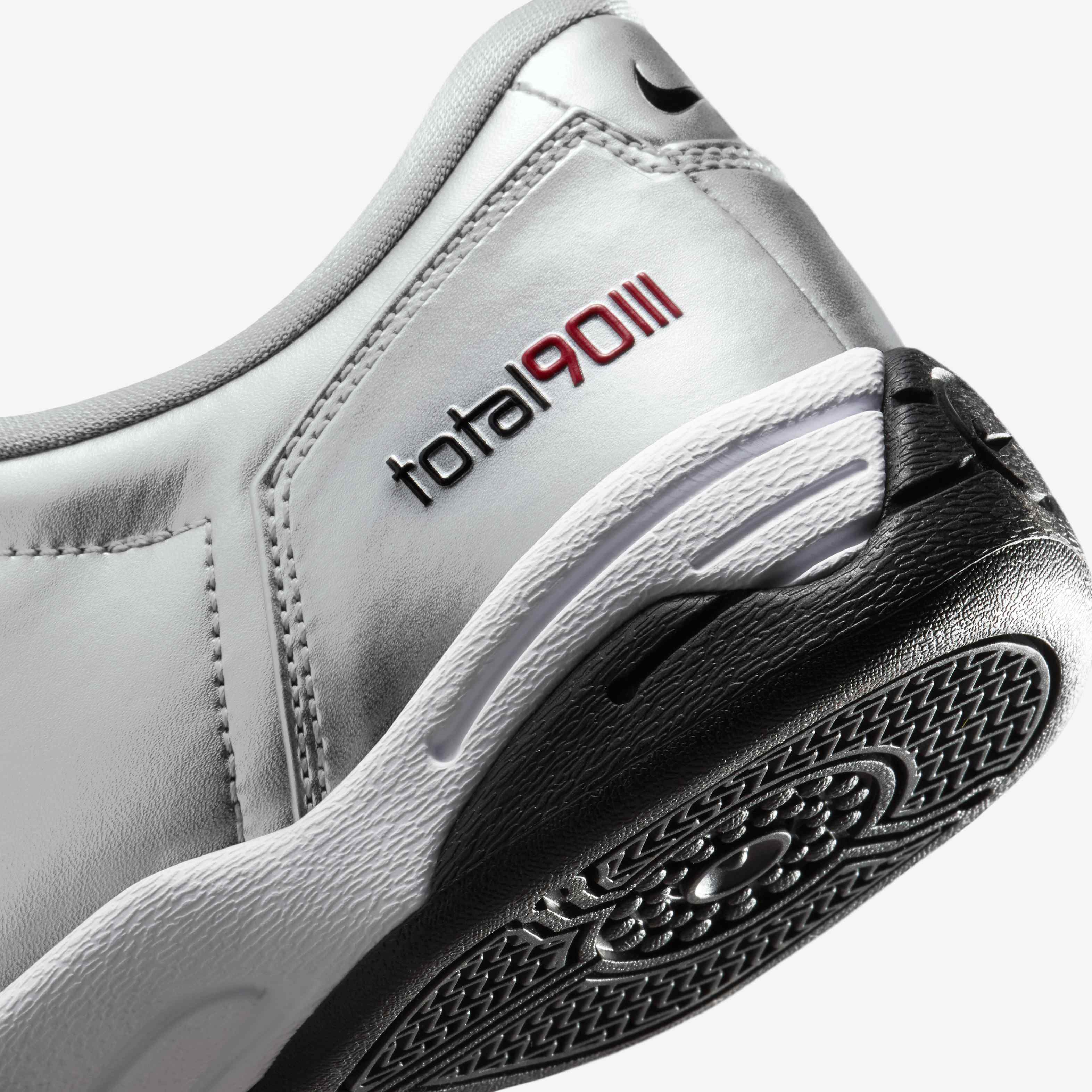 Nike Total90 image number 7